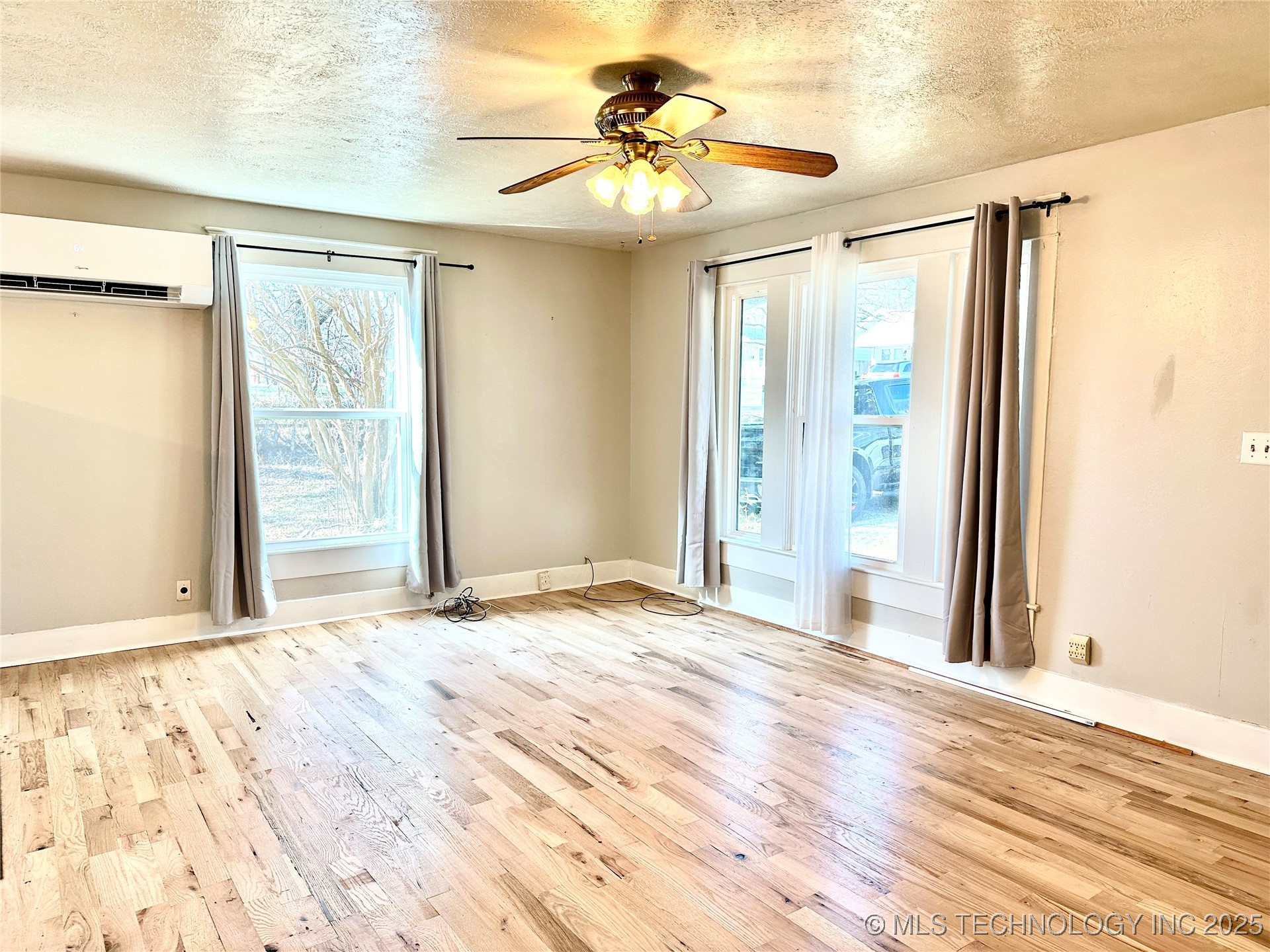 411 W 8th