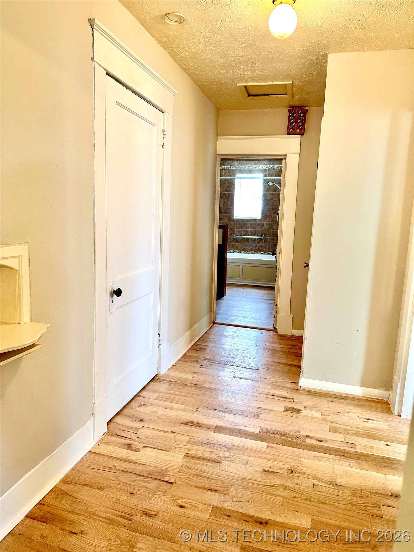 411 W 8th