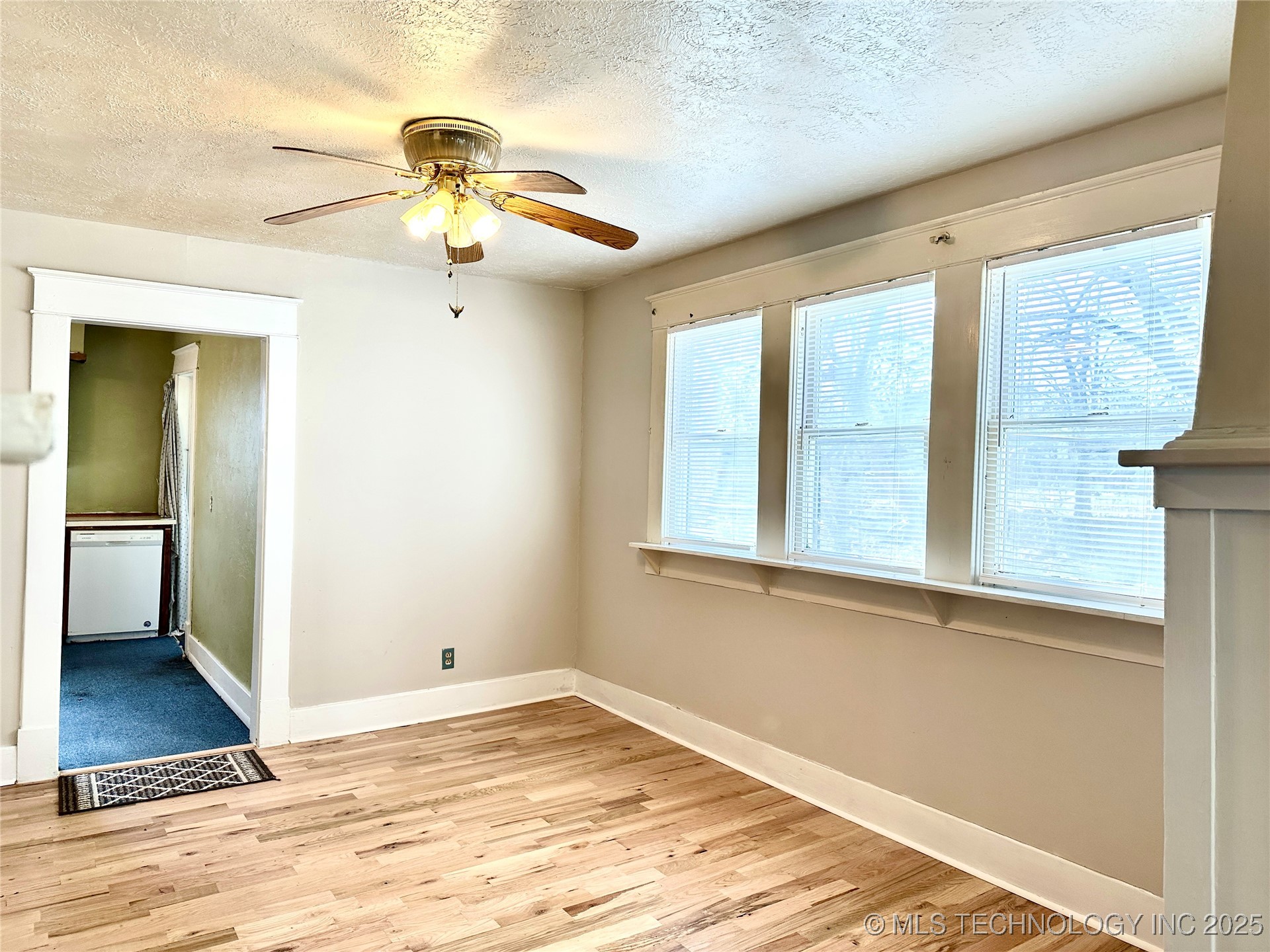 411 W 8th