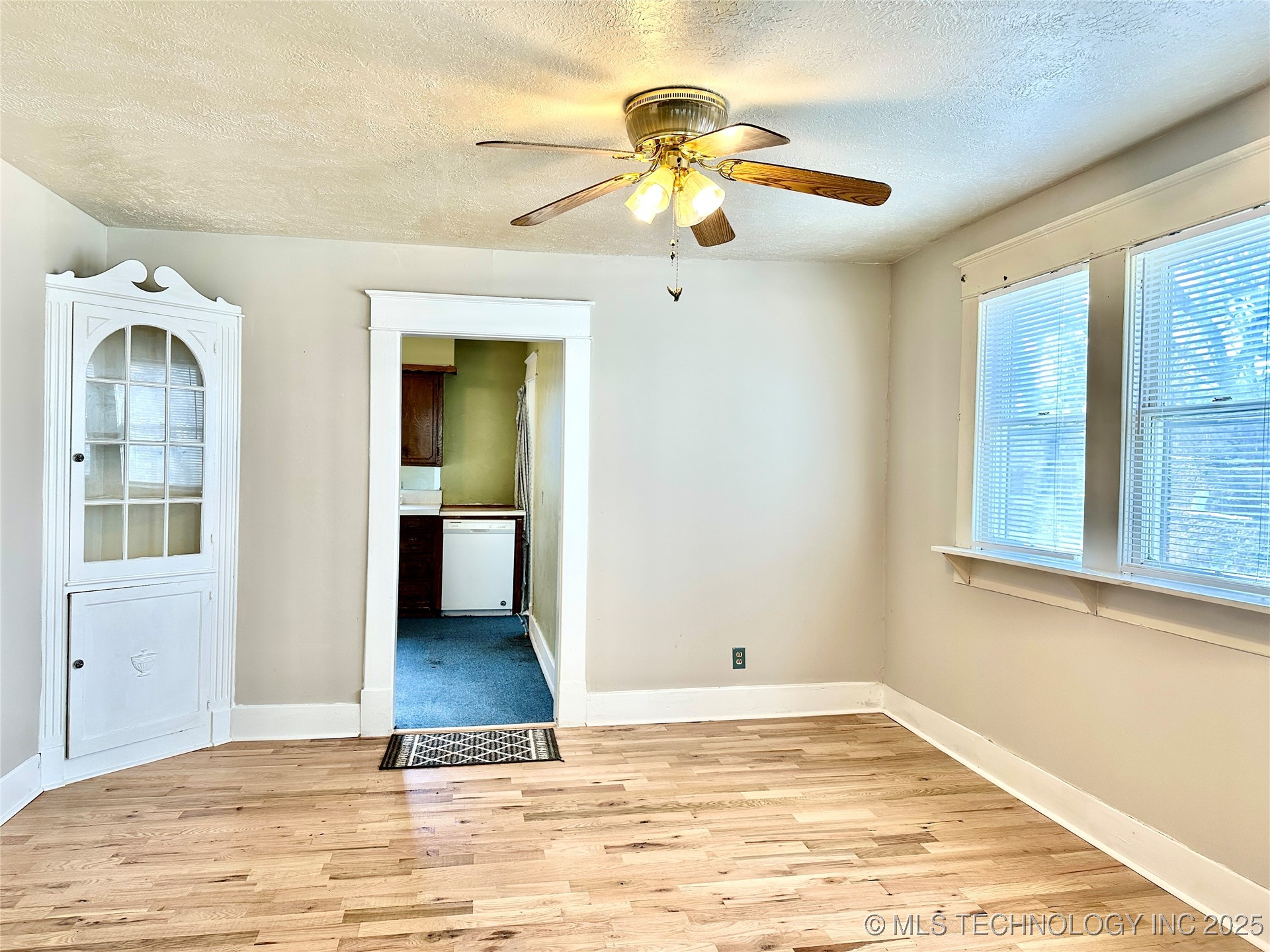 411 W 8th