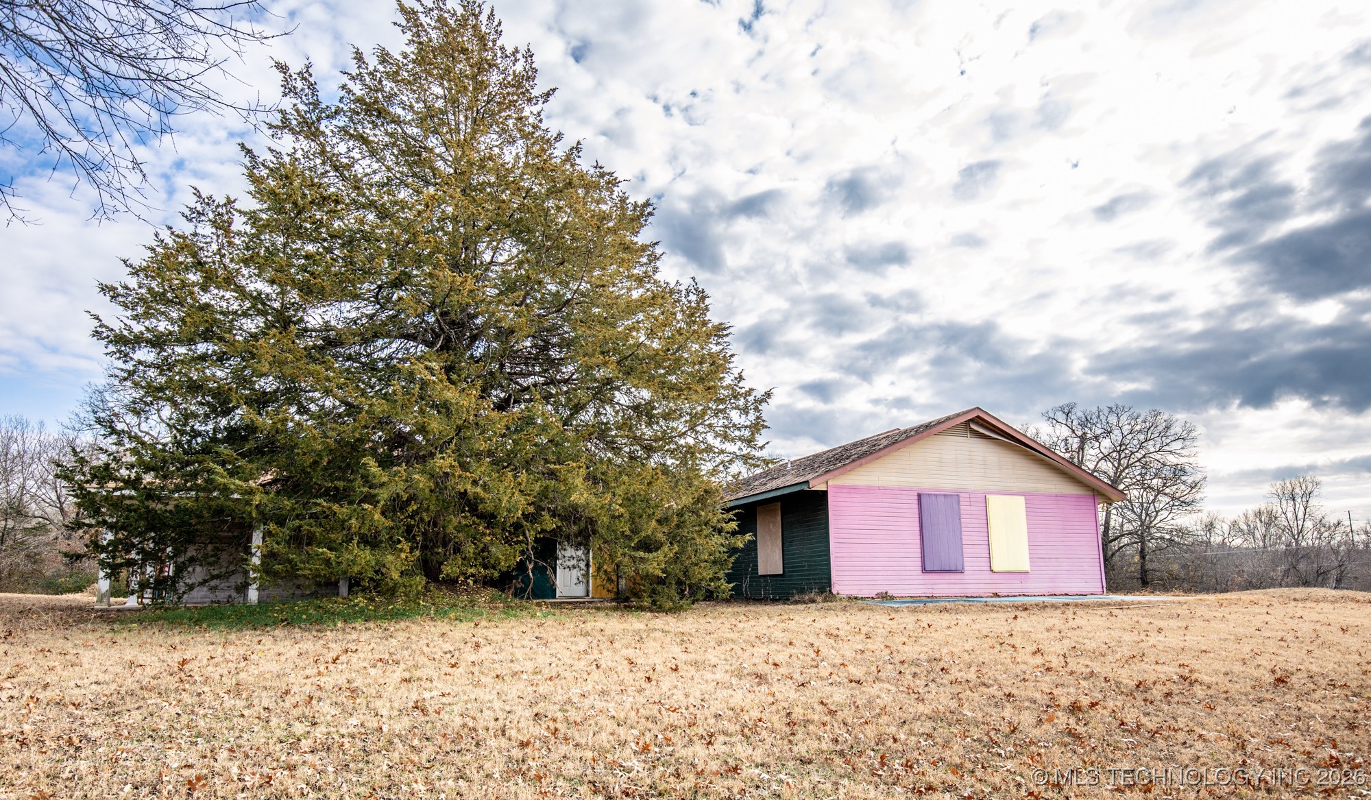 2100 Ahloso Road