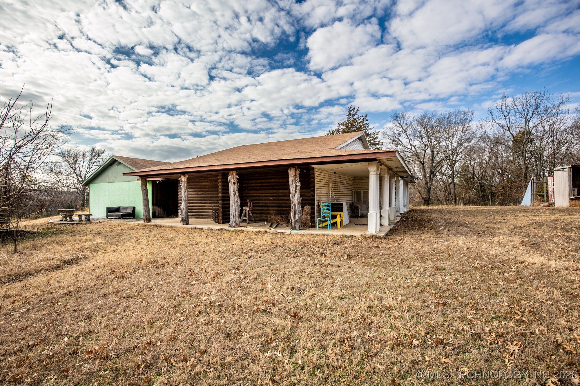 2100 Ahloso Road