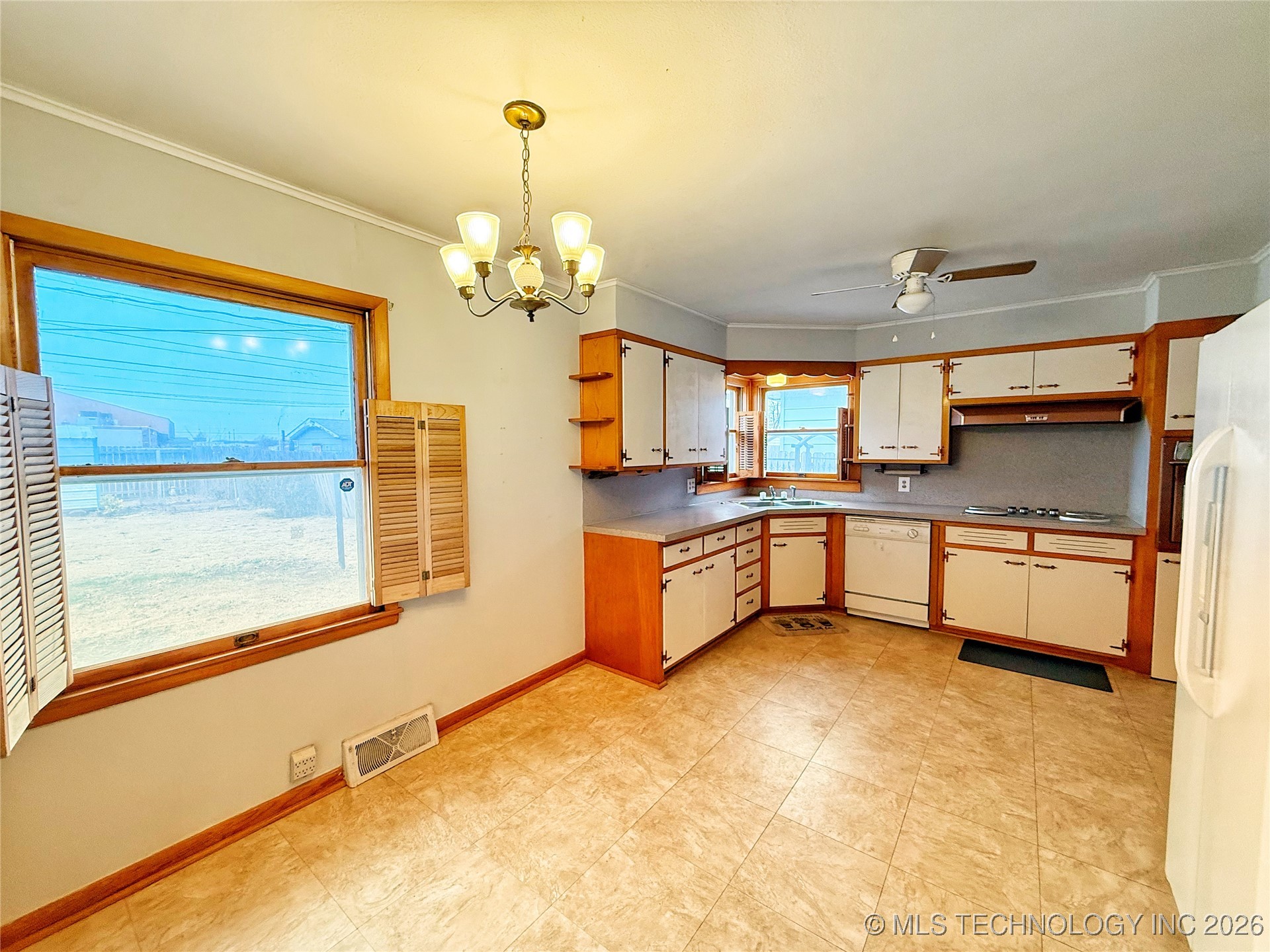 2106 N Quincy