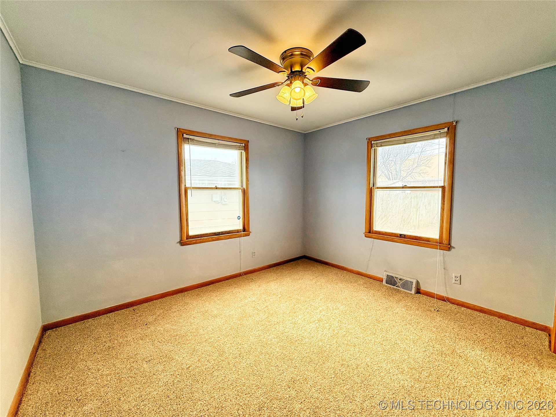 2106 N Quincy
