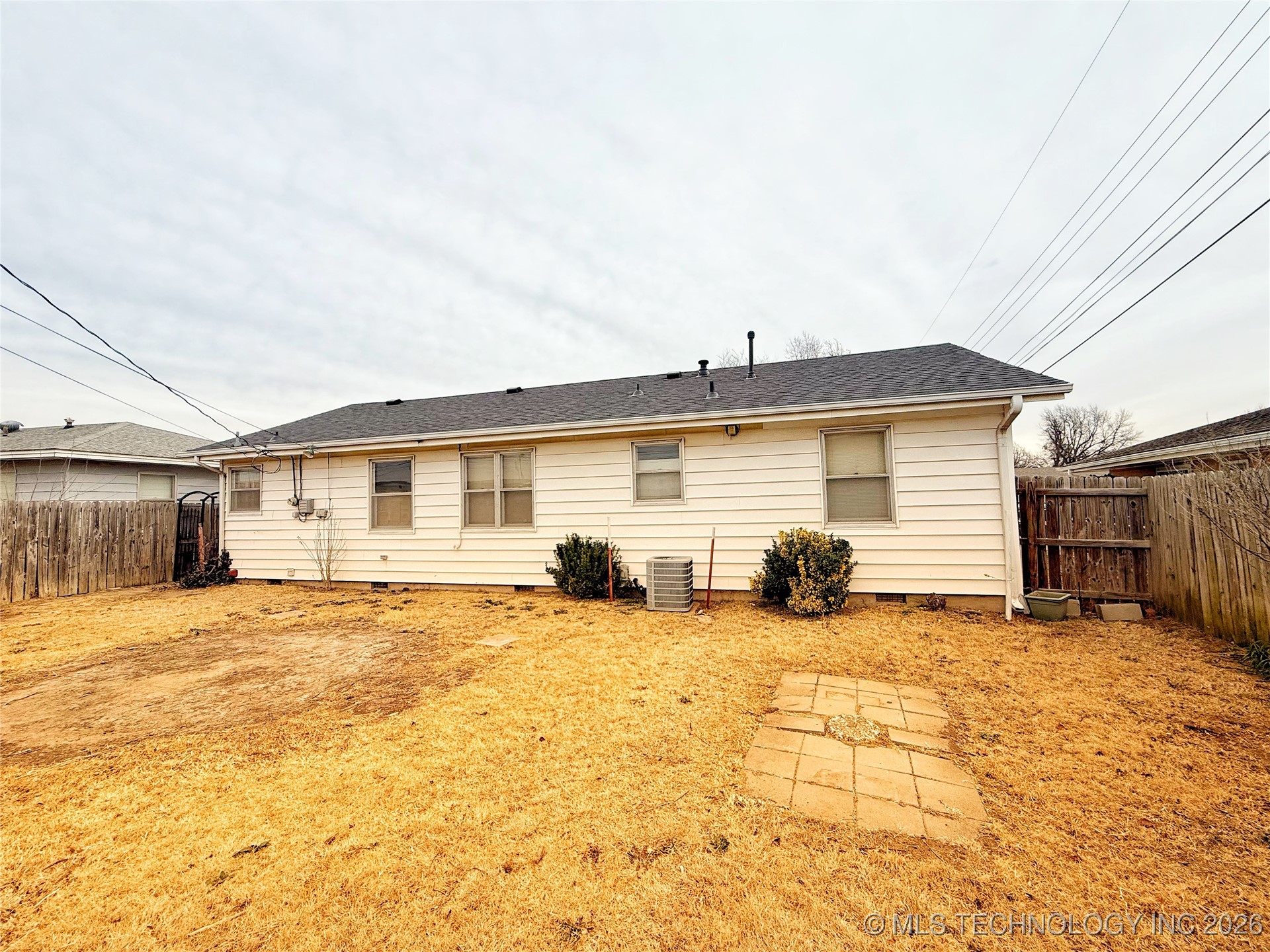 2106 N Quincy