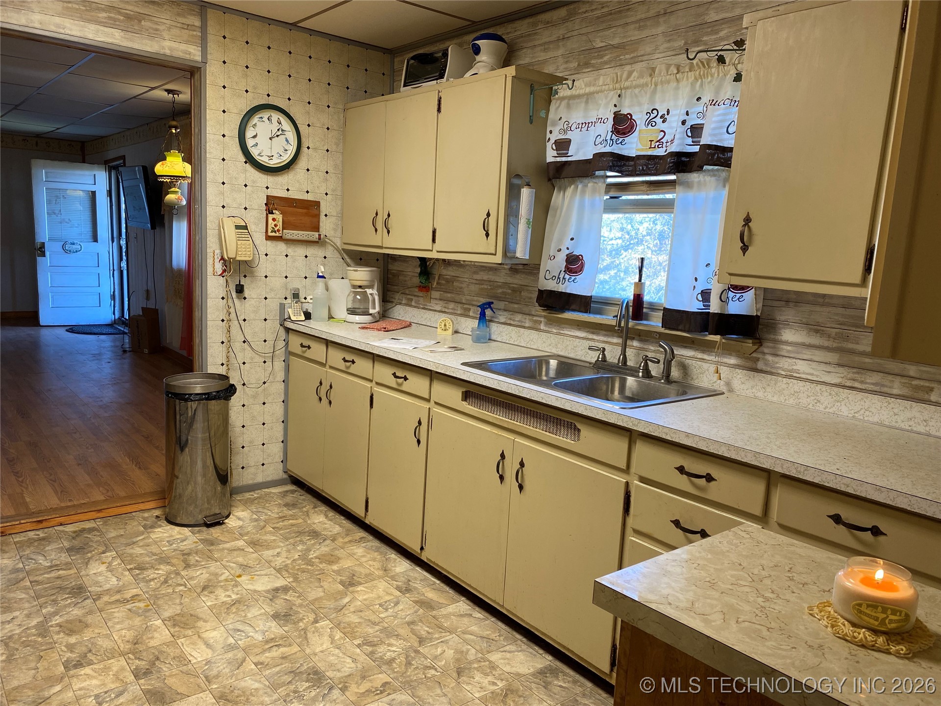 20571 County Road 1600