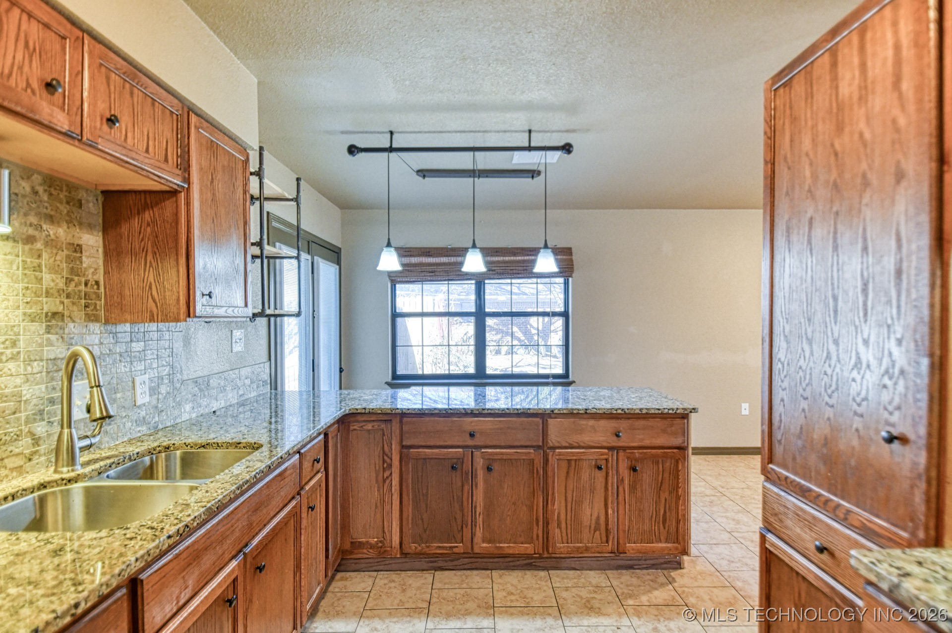 16057 County Road 3536