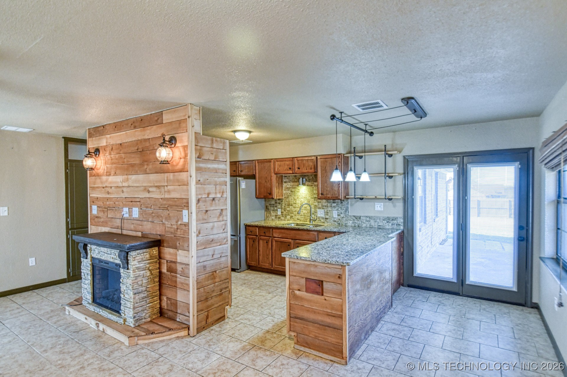 16057 County Road 3536