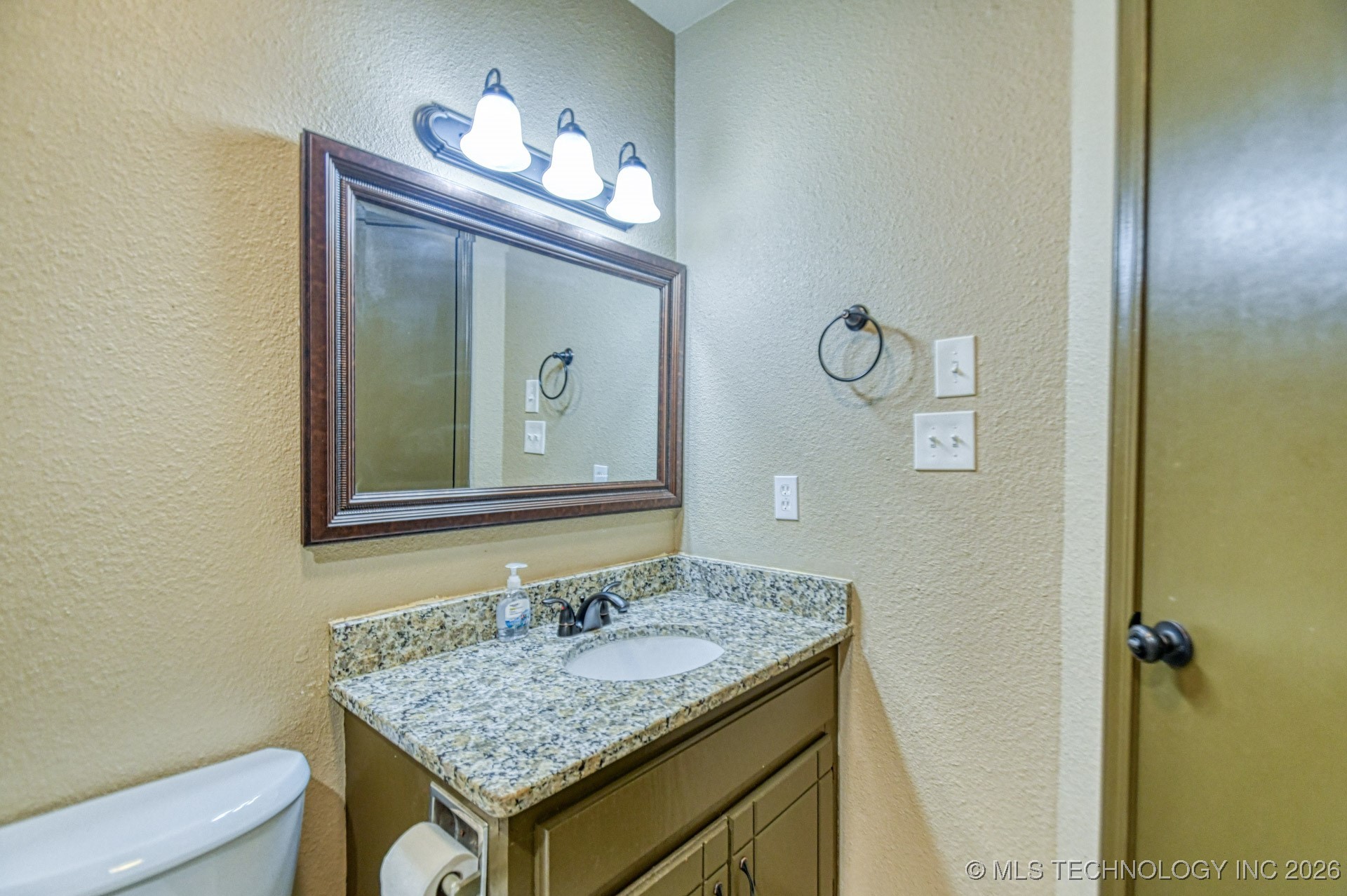 16057 County Road 3536