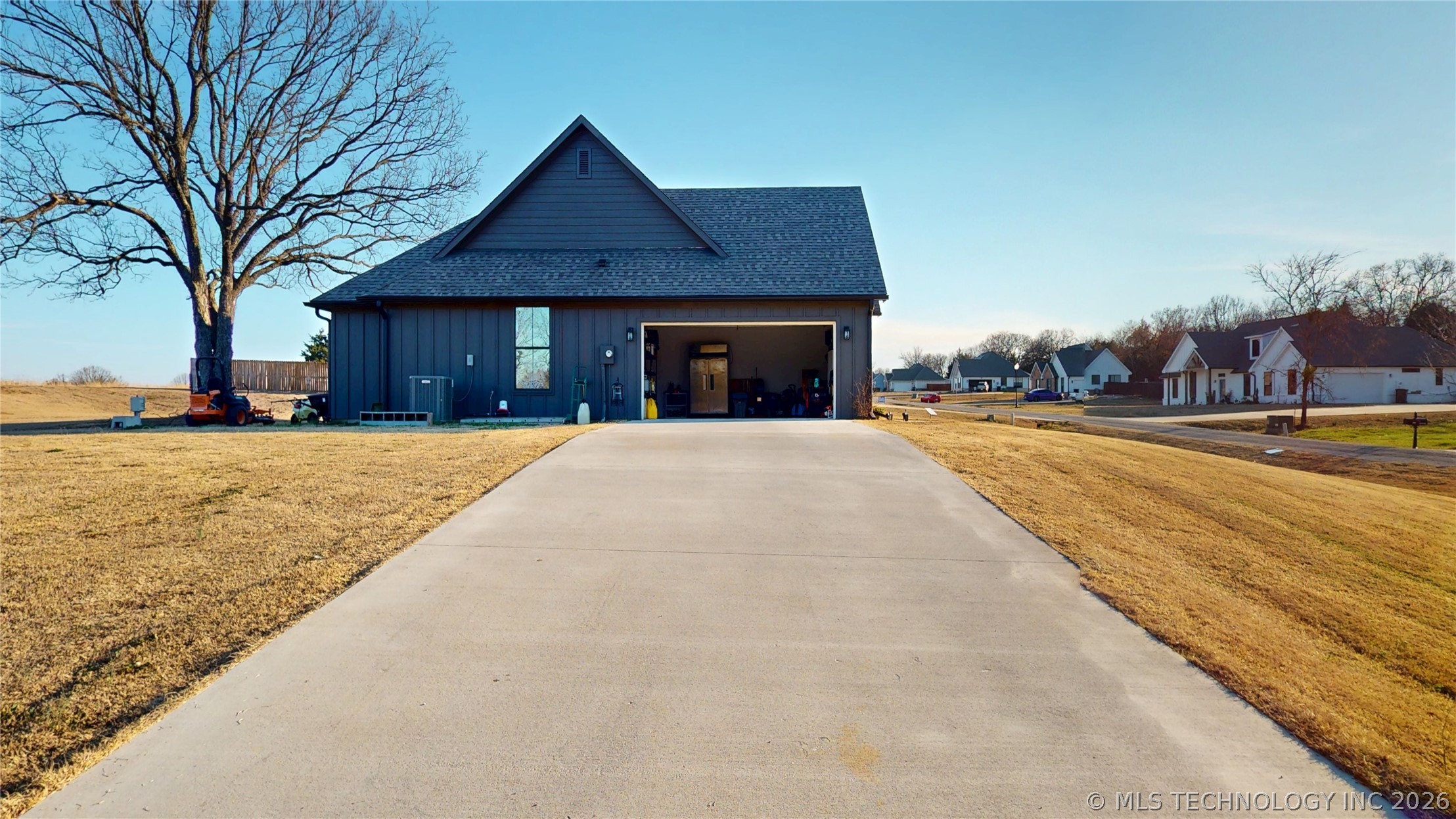 11908 County Road 3513 Loop