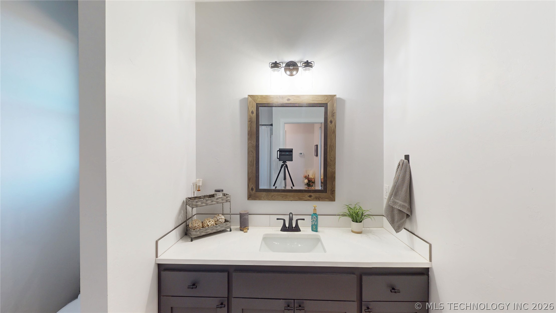 11908 County Road 3513 Loop