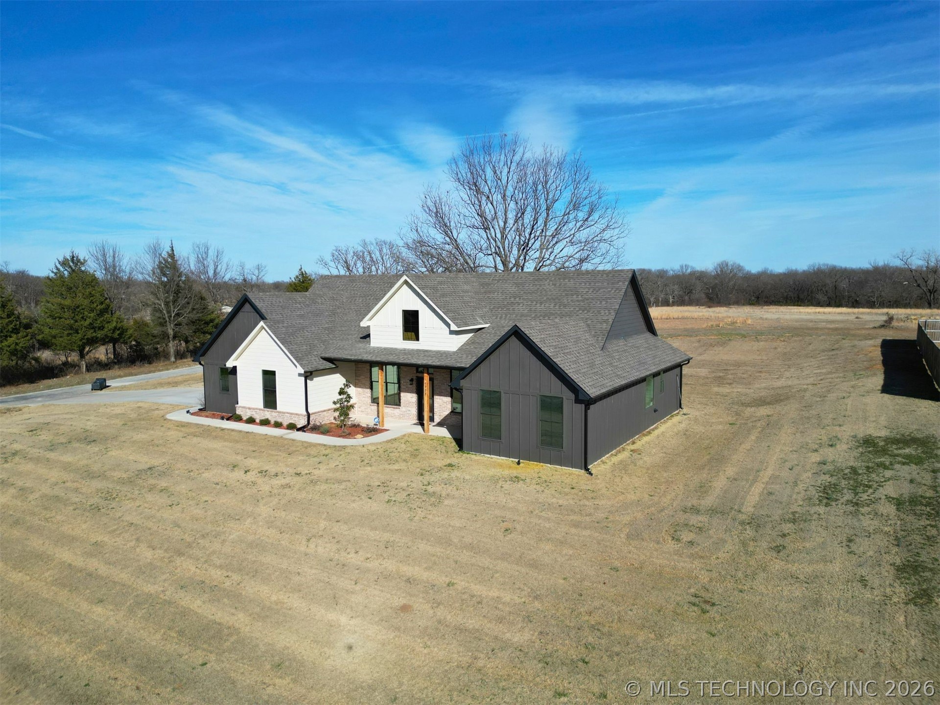 11908 County Road 3513 Loop