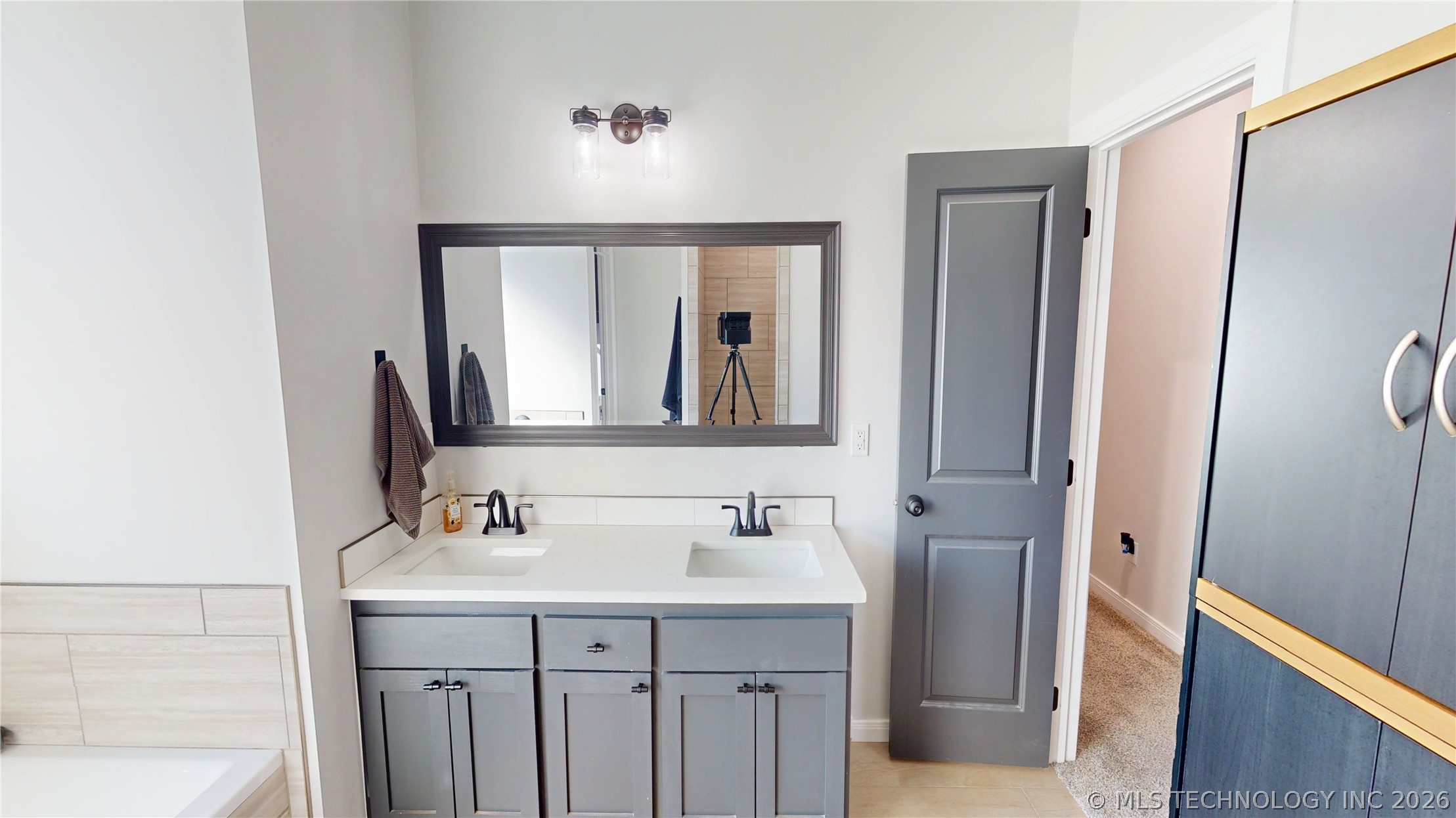 11908 County Road 3513 Loop