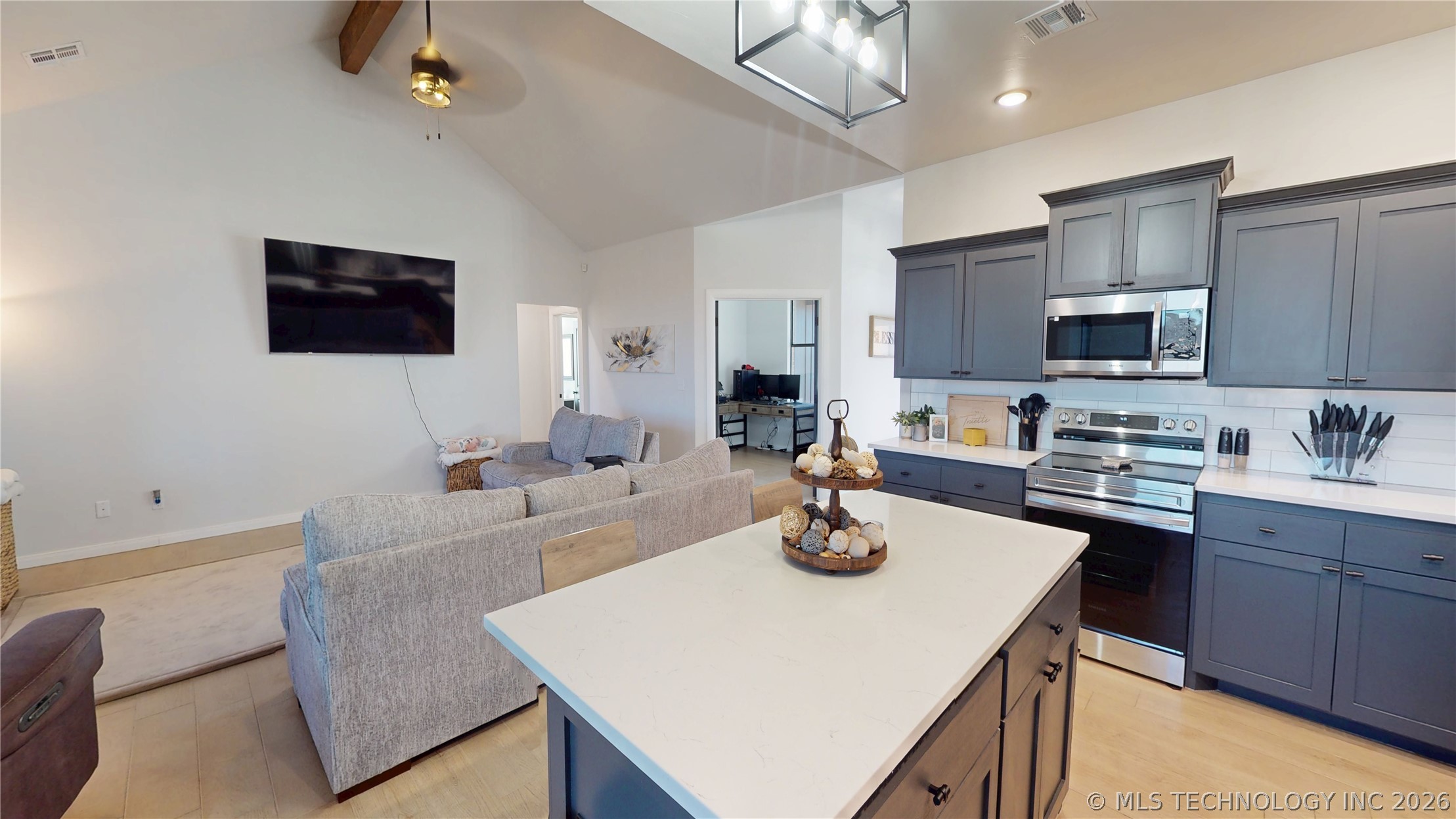 11908 County Road 3513 Loop