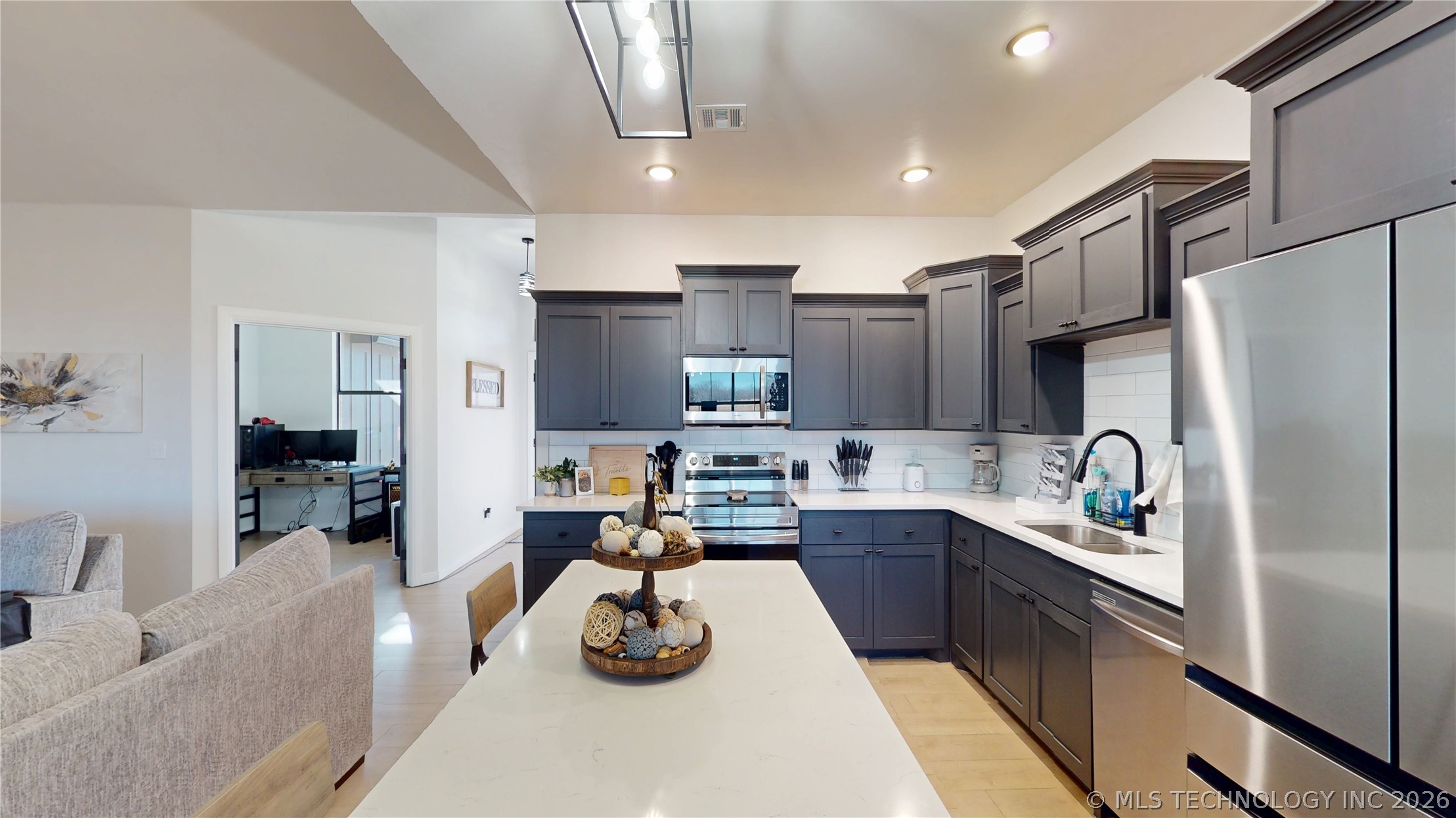 11908 County Road 3513 Loop