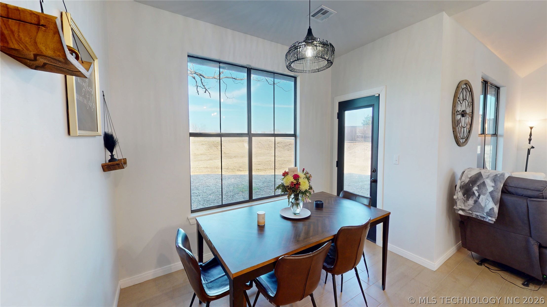 11908 County Road 3513 Loop