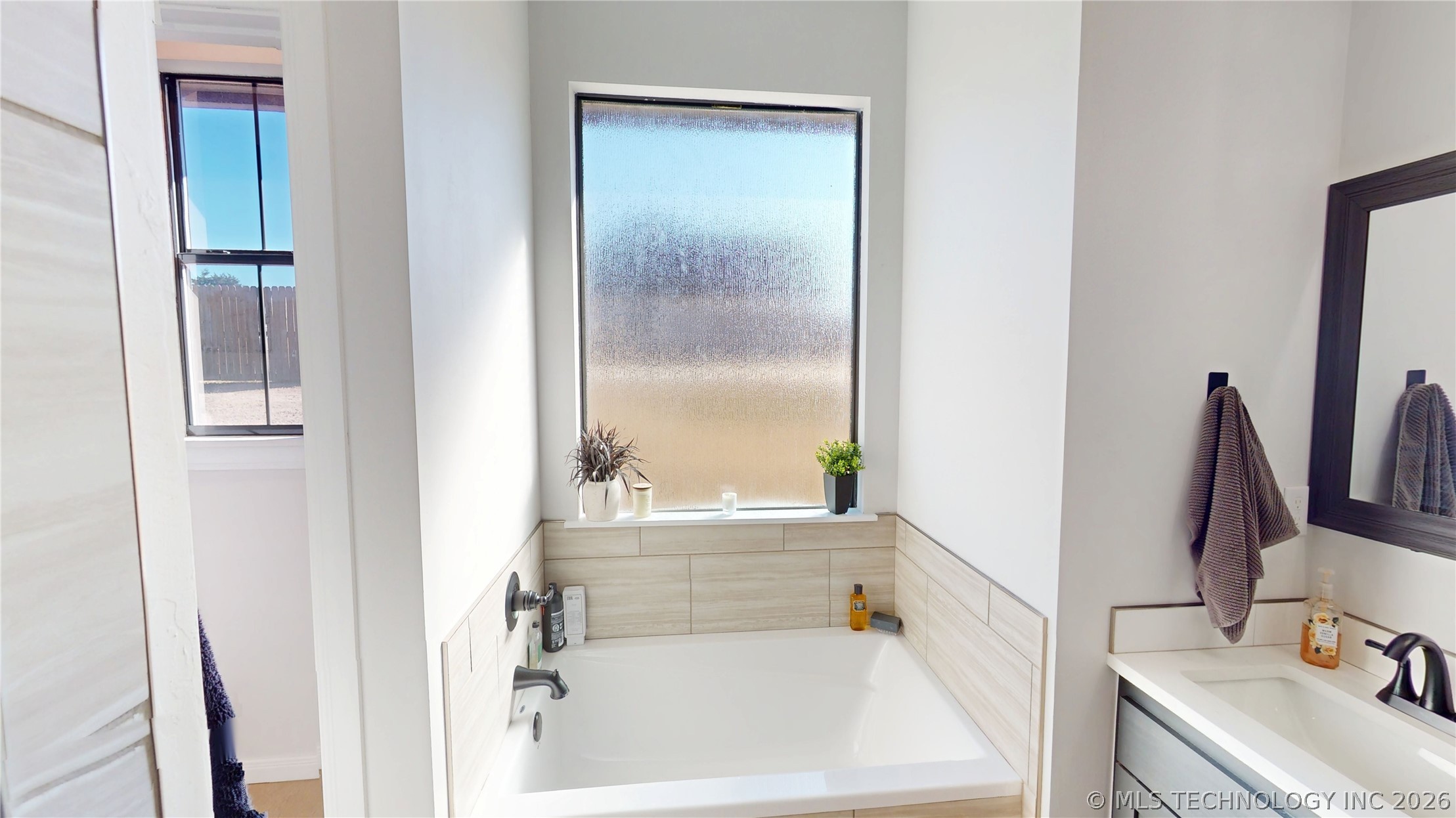 11908 County Road 3513 Loop