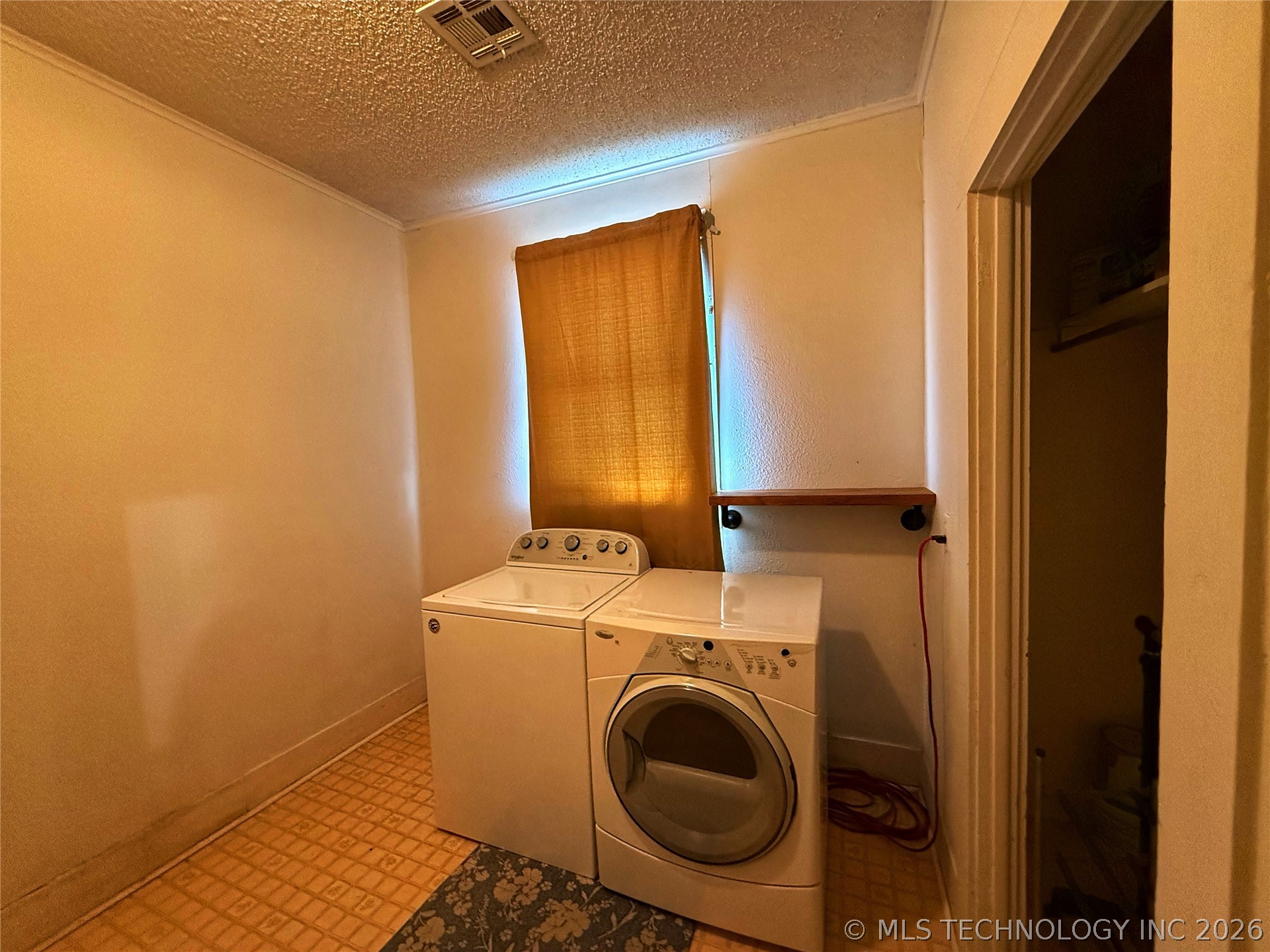 715 N Burgess