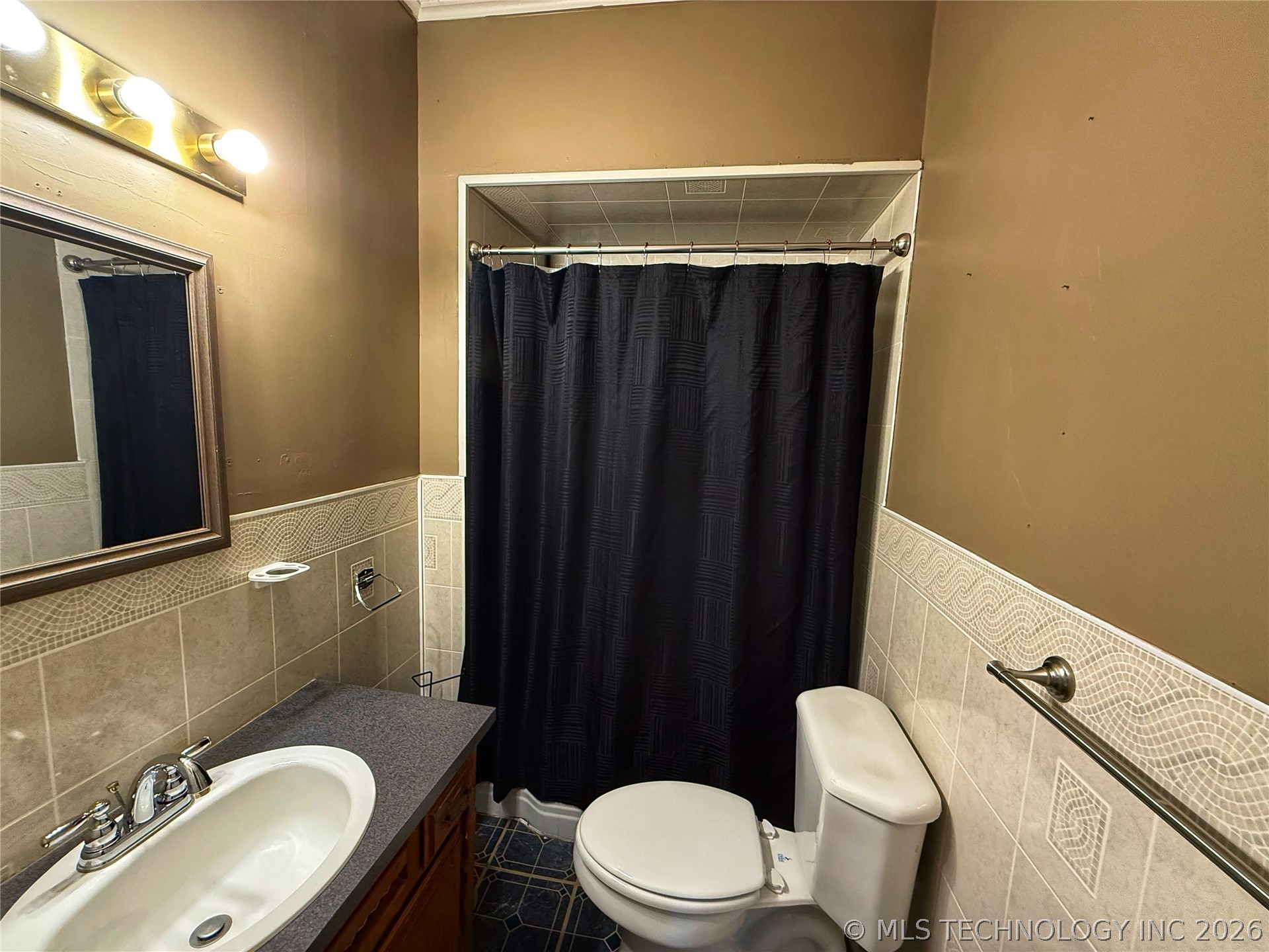 715 N Burgess
