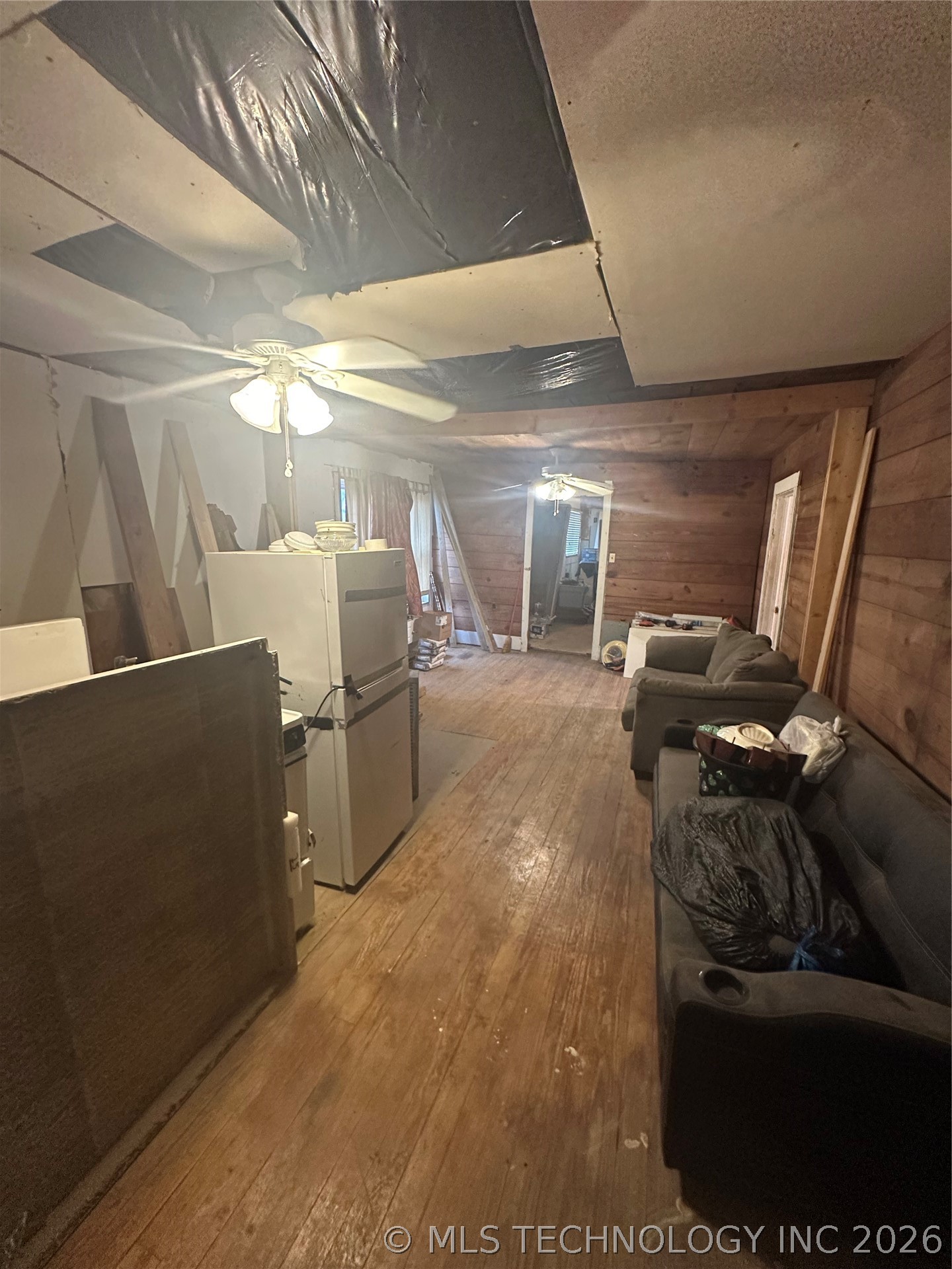 201 W Broadway