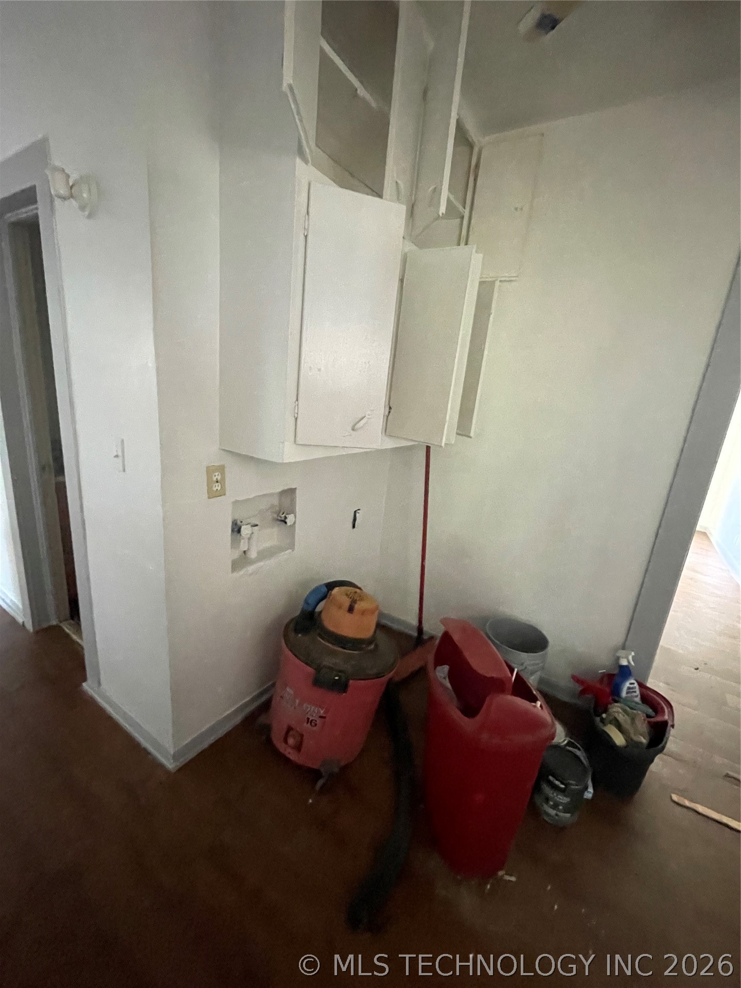500 W 16 Street