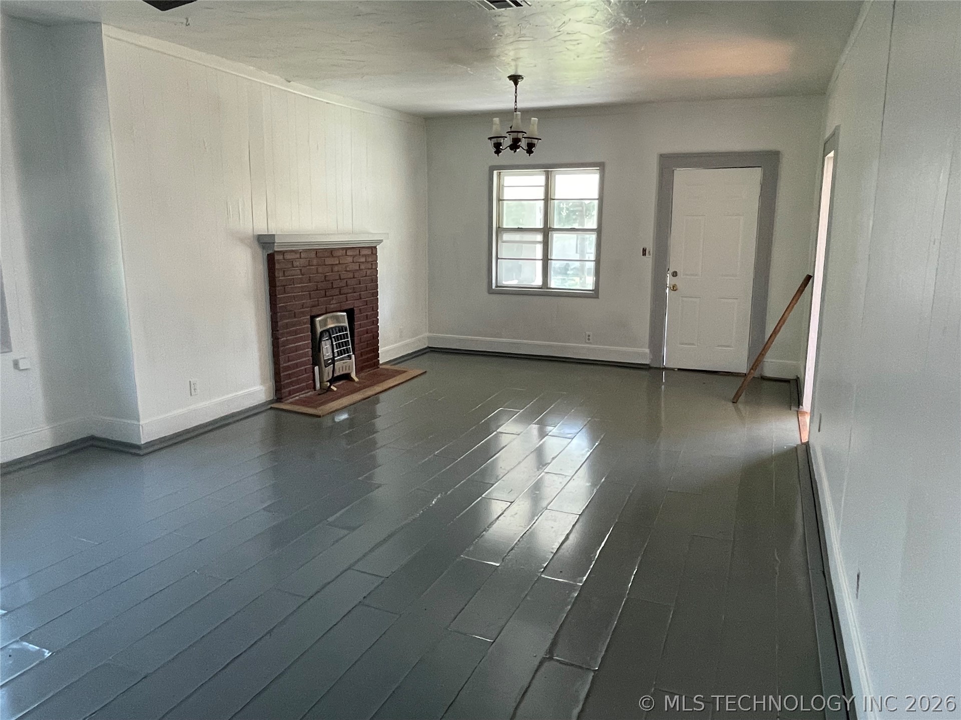 500 W 16 Street