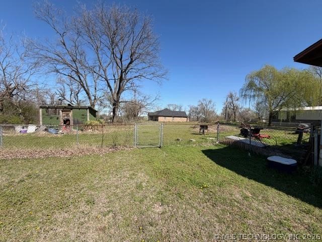 510 E Willow