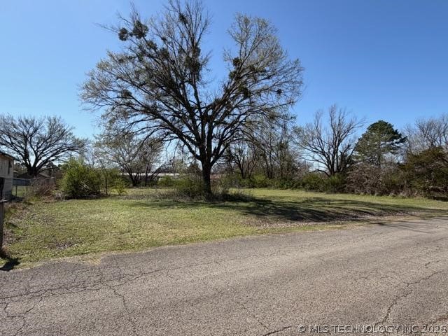 510 E Willow