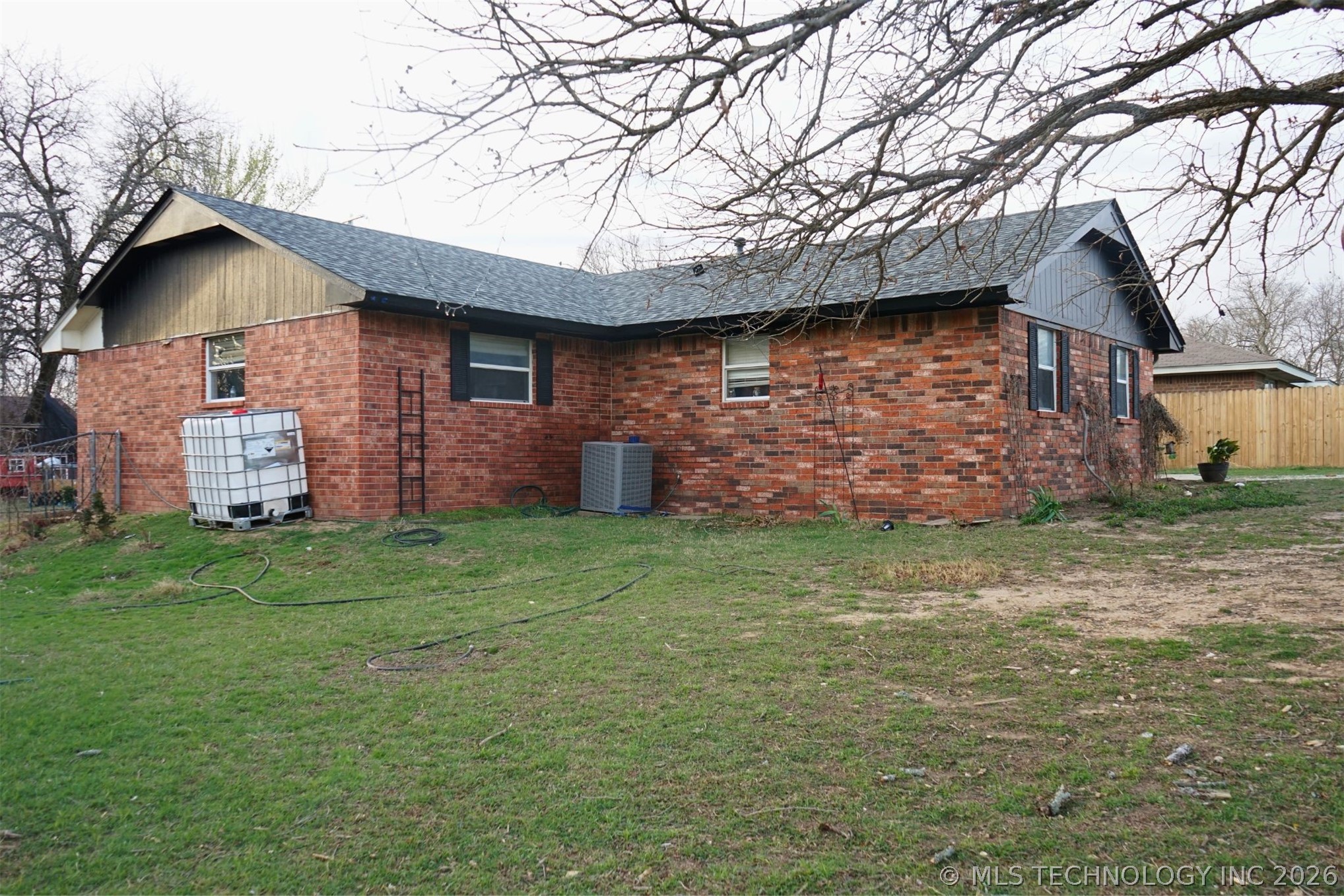 15912 County Road 1592