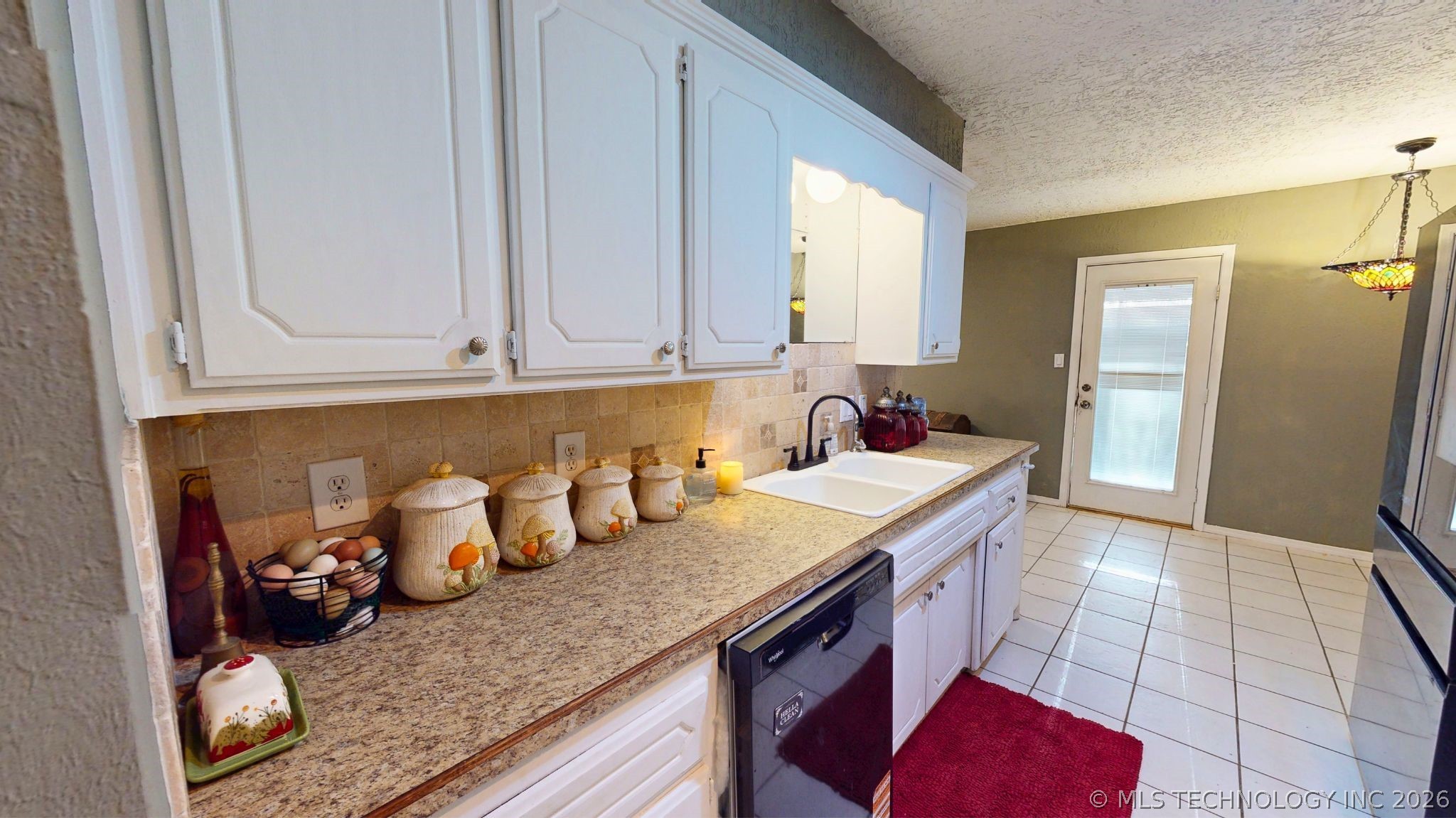 15912 County Road 1592