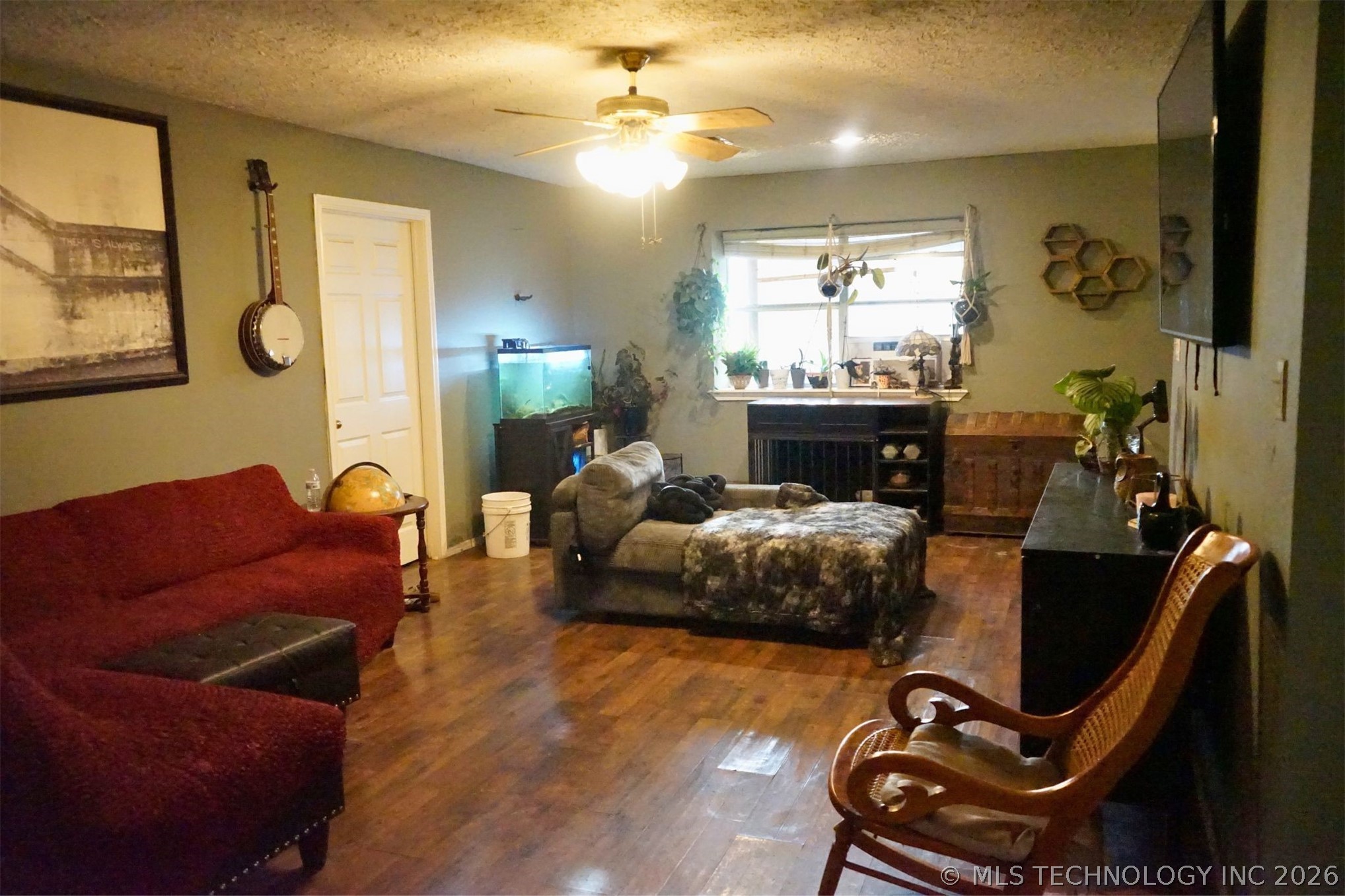 15912 County Road 1592