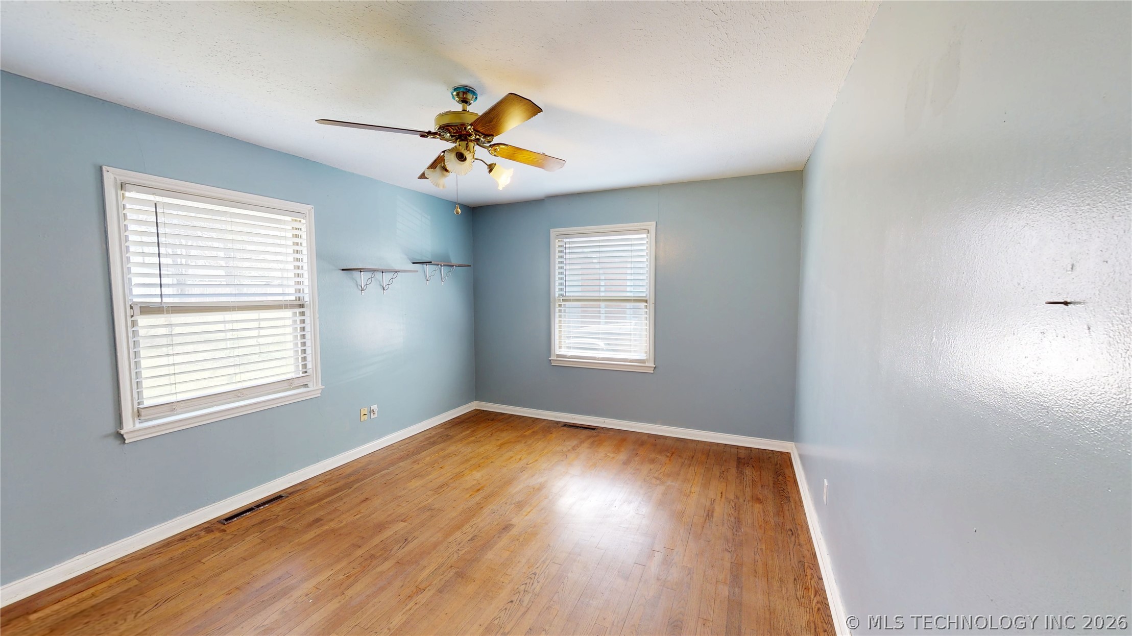 520 N Crownpoint Drive