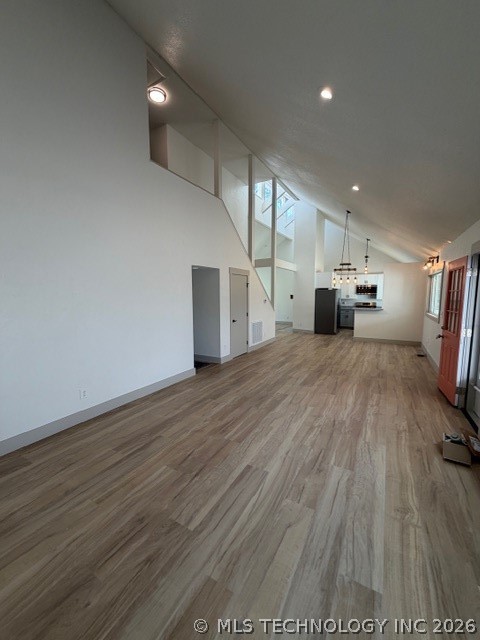 7180 Country Hollow