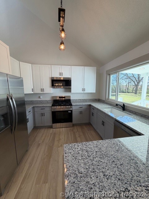 7180 Country Hollow
