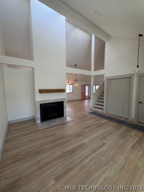7180 Country Hollow