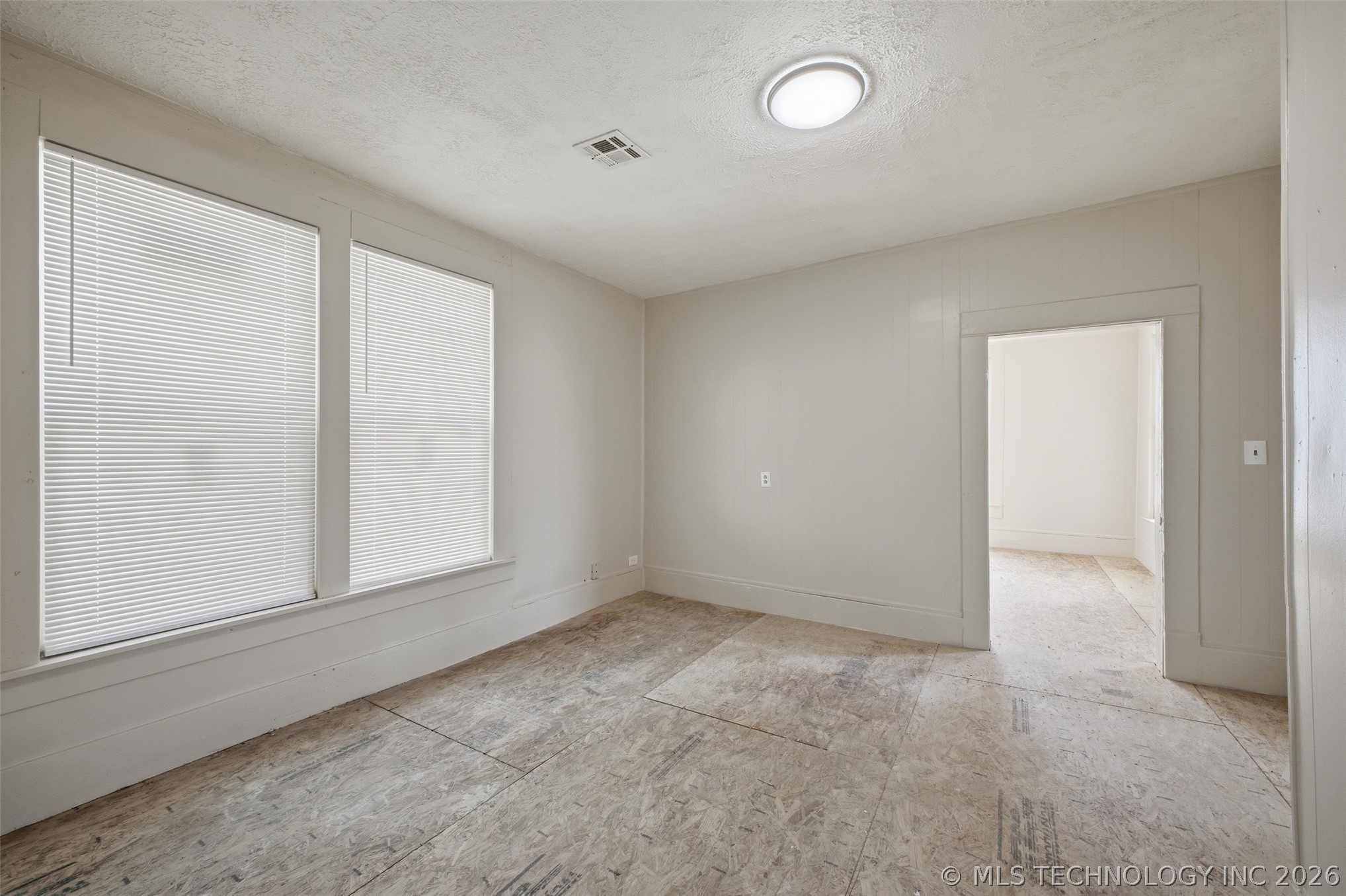 630 W 8th