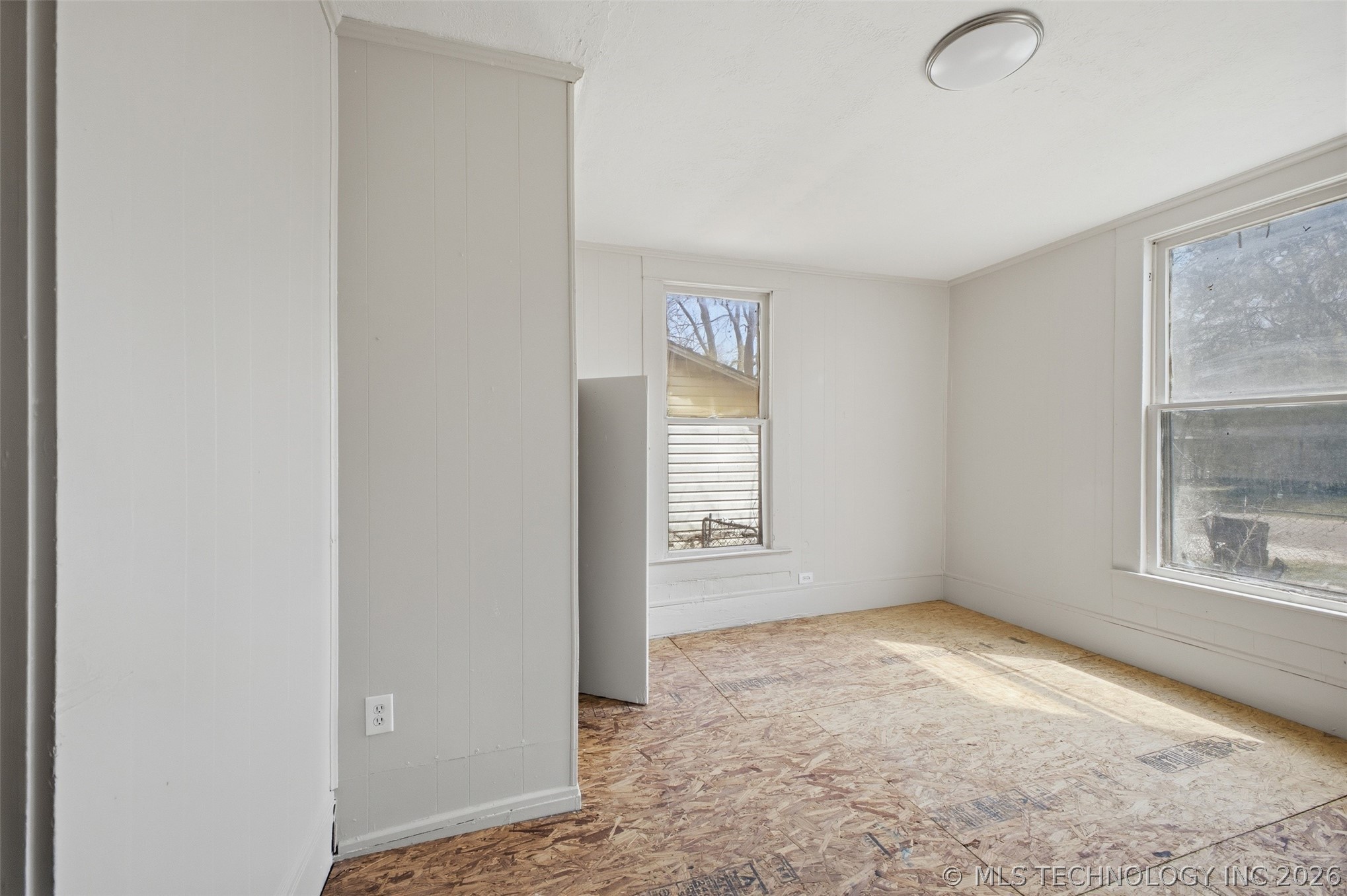 630 W 8th