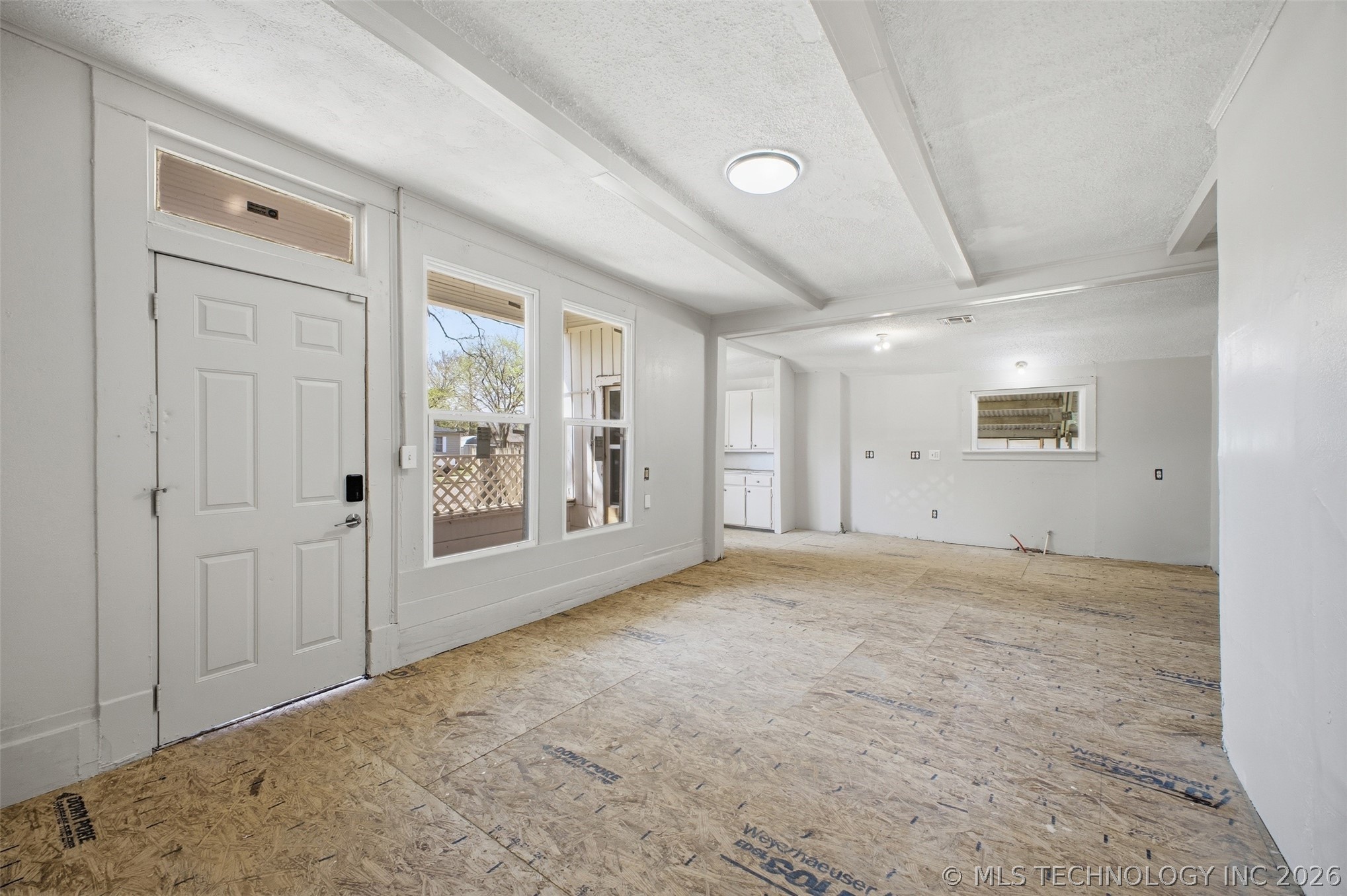 630 W 8th