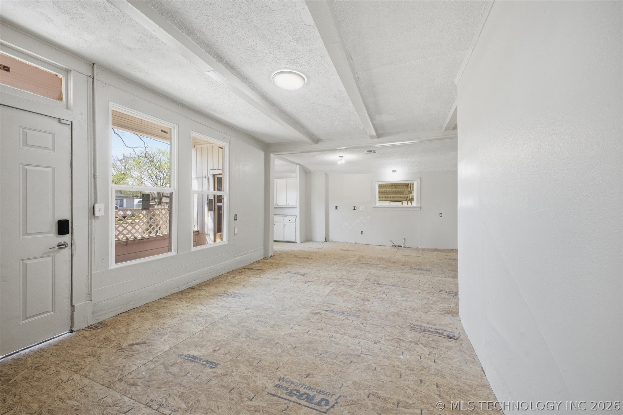630 W 8th