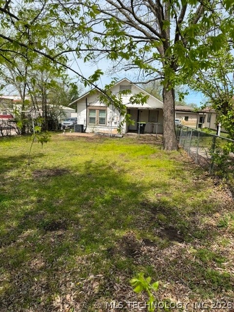 721 N Hinckley