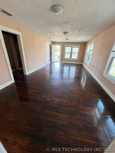 721 N Hinckley