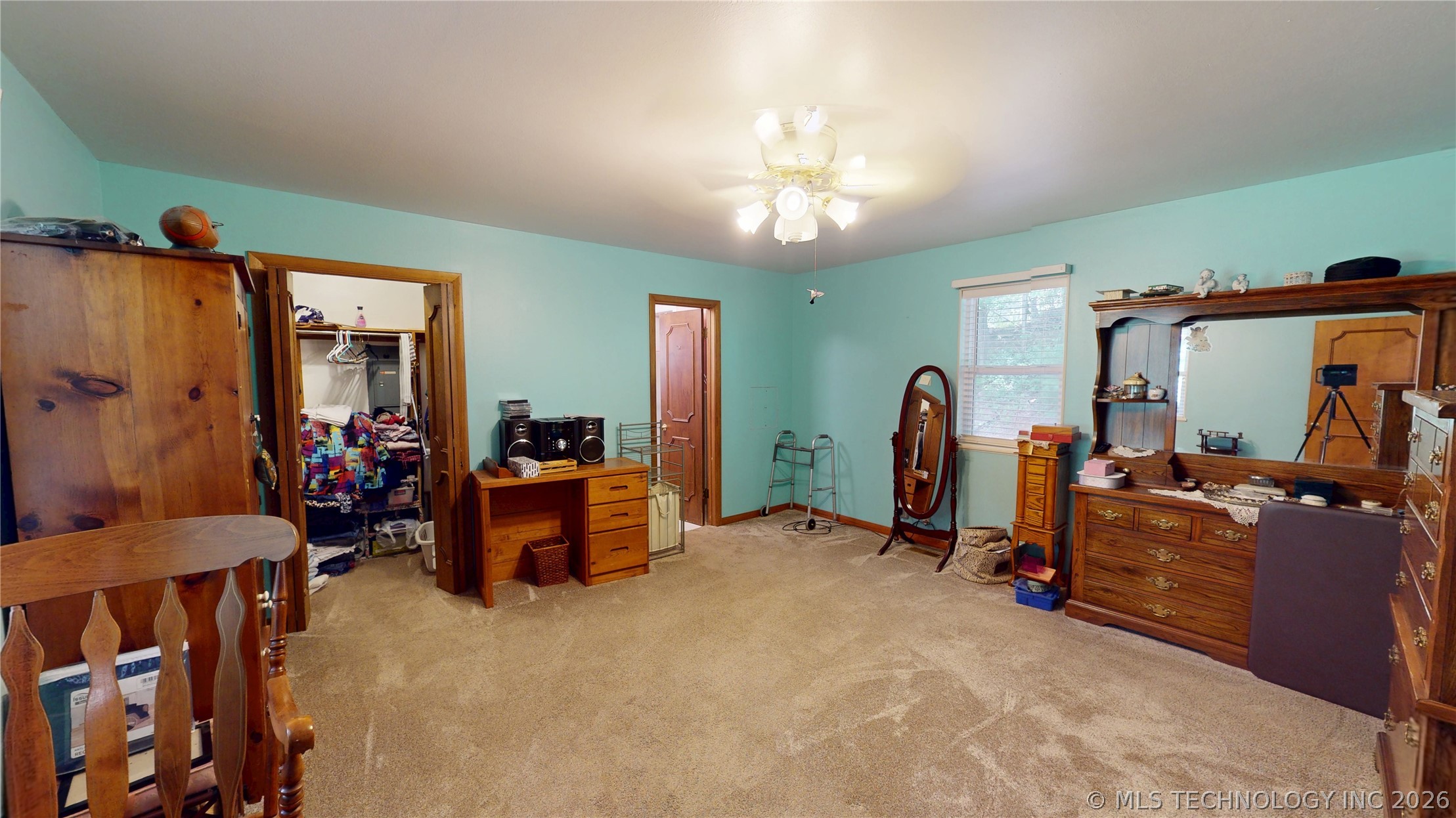 1005 S Broadway