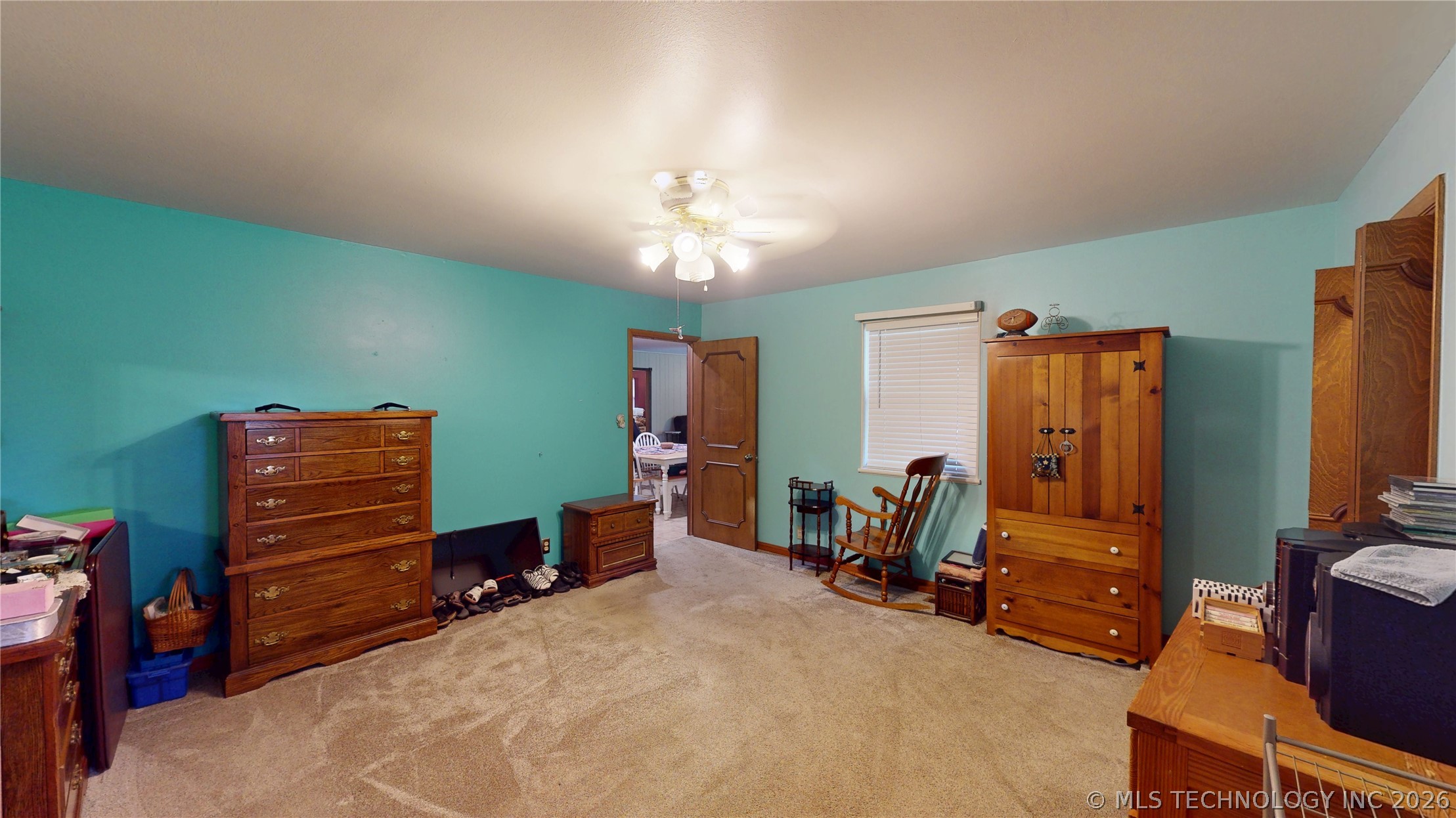 1005 S Broadway