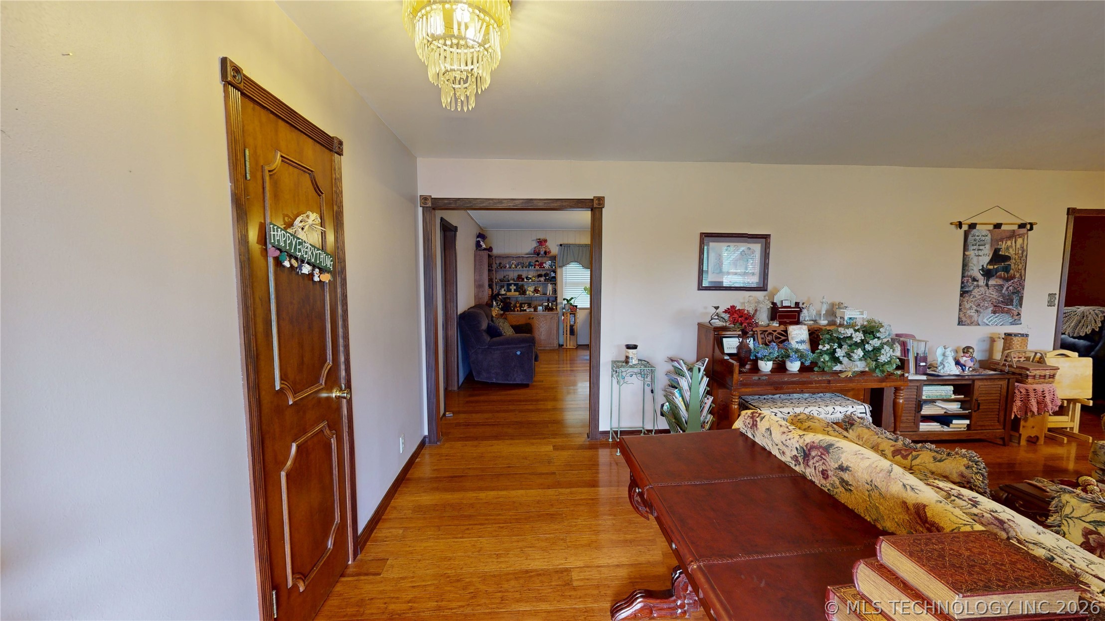 1005 S Broadway