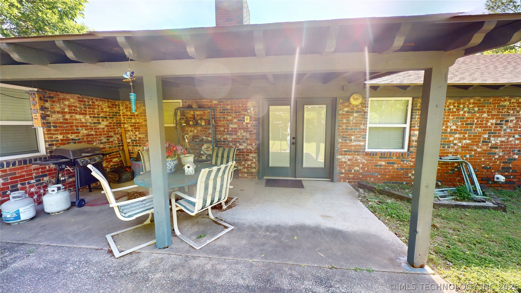 1005 S Broadway