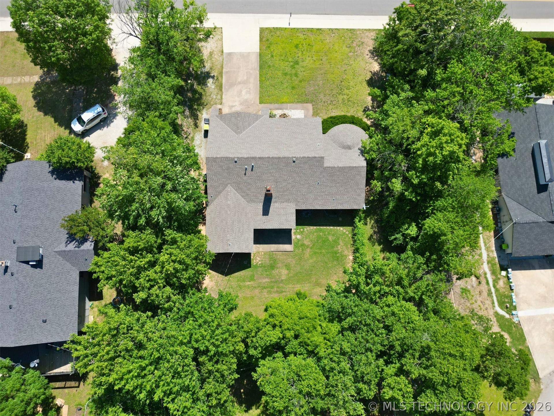 1005 S Broadway