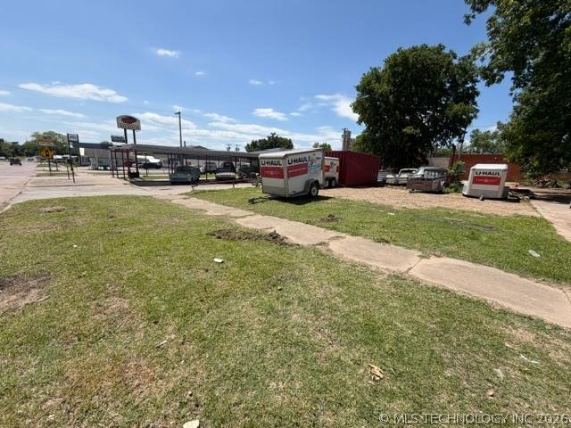 200 N Hinckley