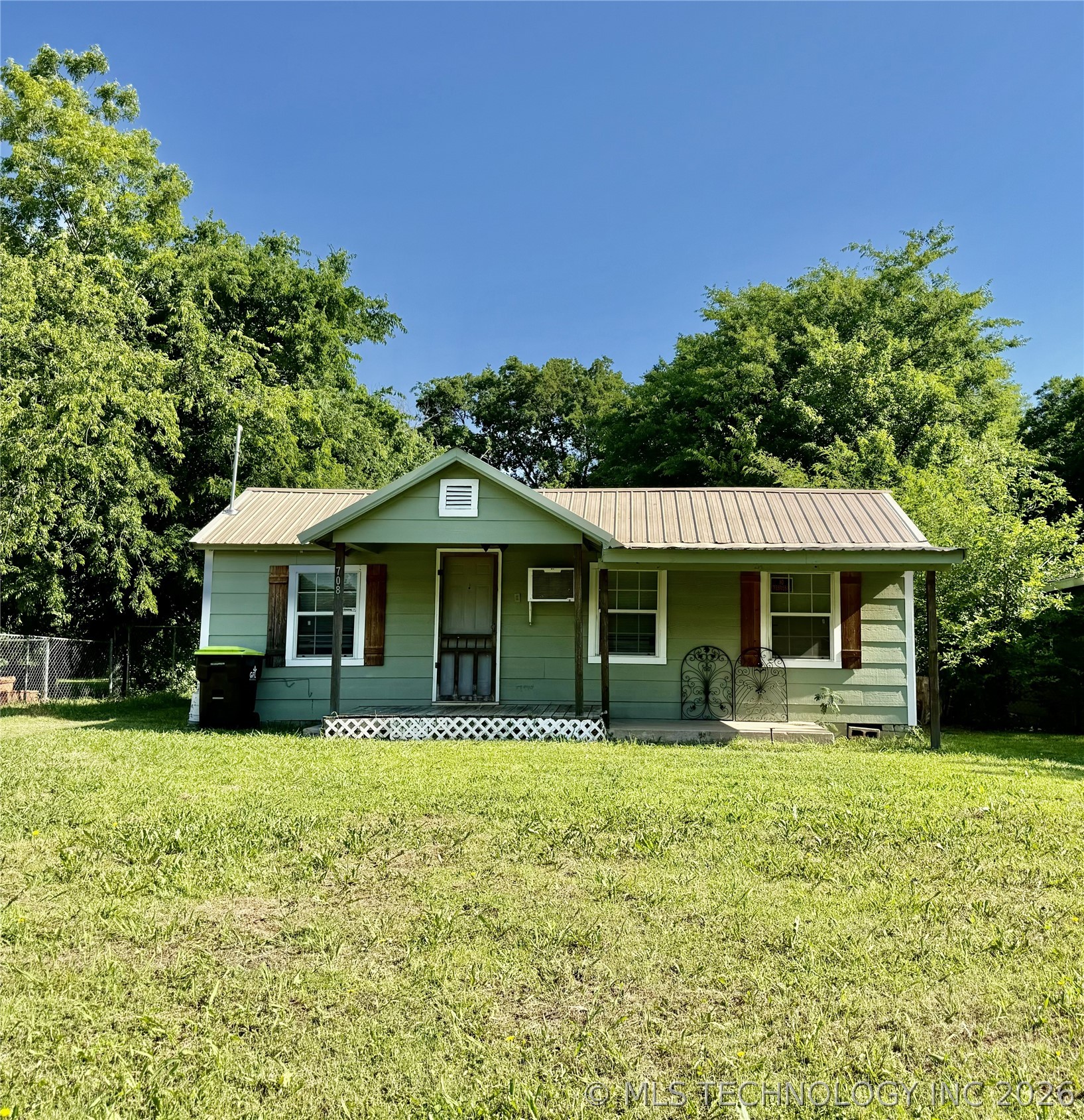 708 W 3rd