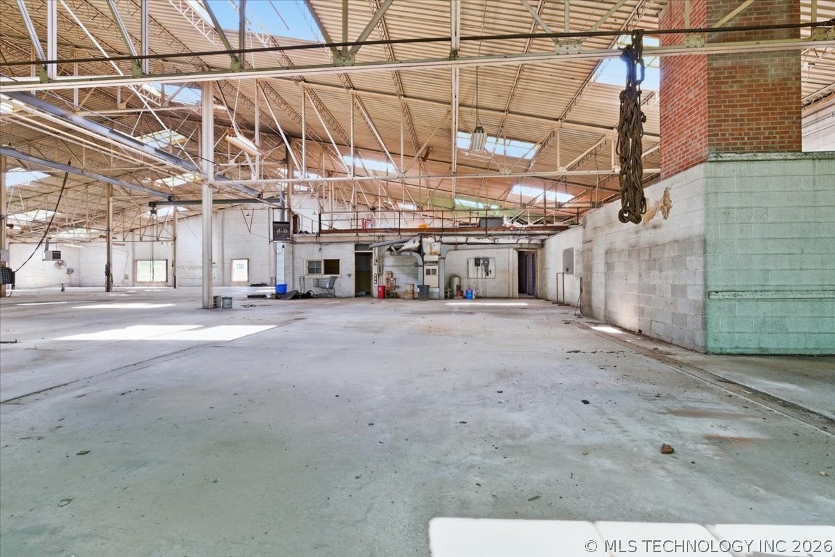 1900 B Street