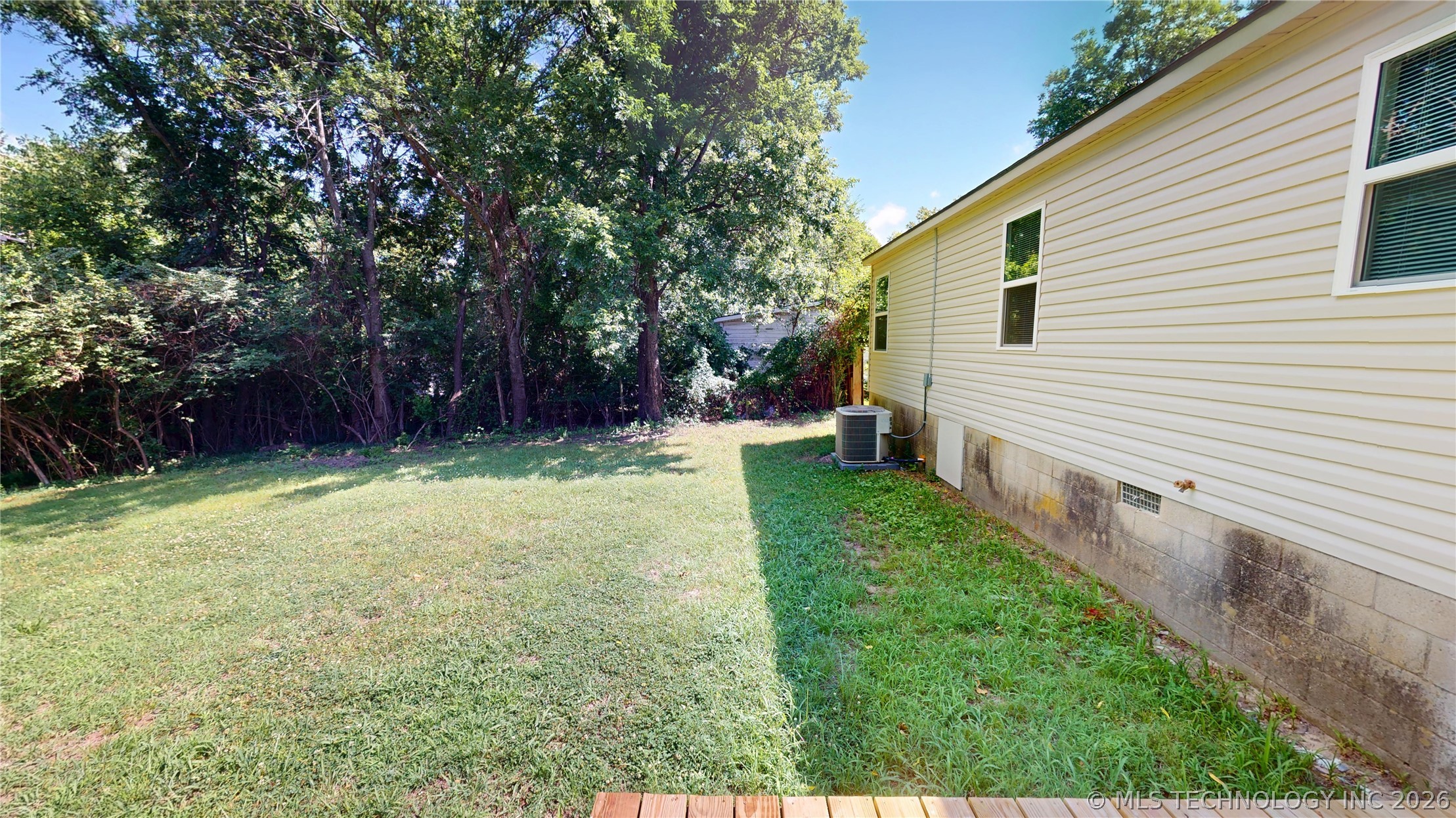 1004 S Highland